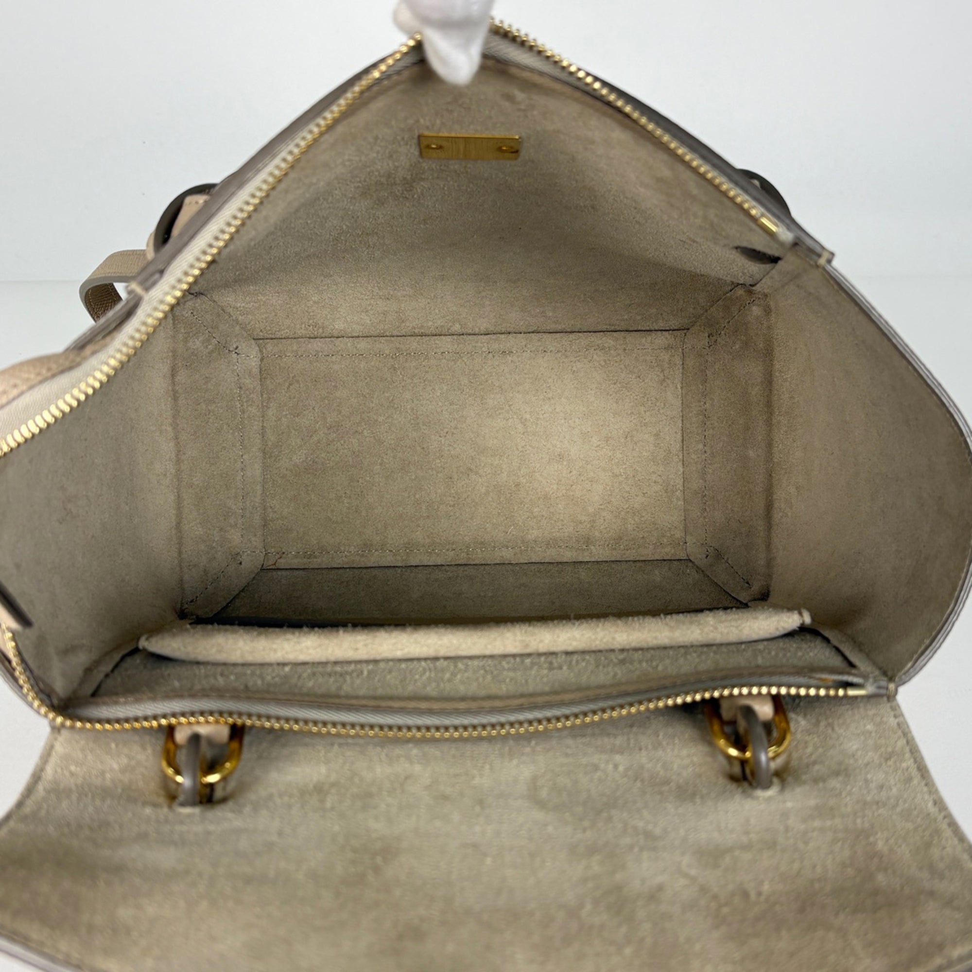 Celine Beige Leather Handbag (Pre-Owned)