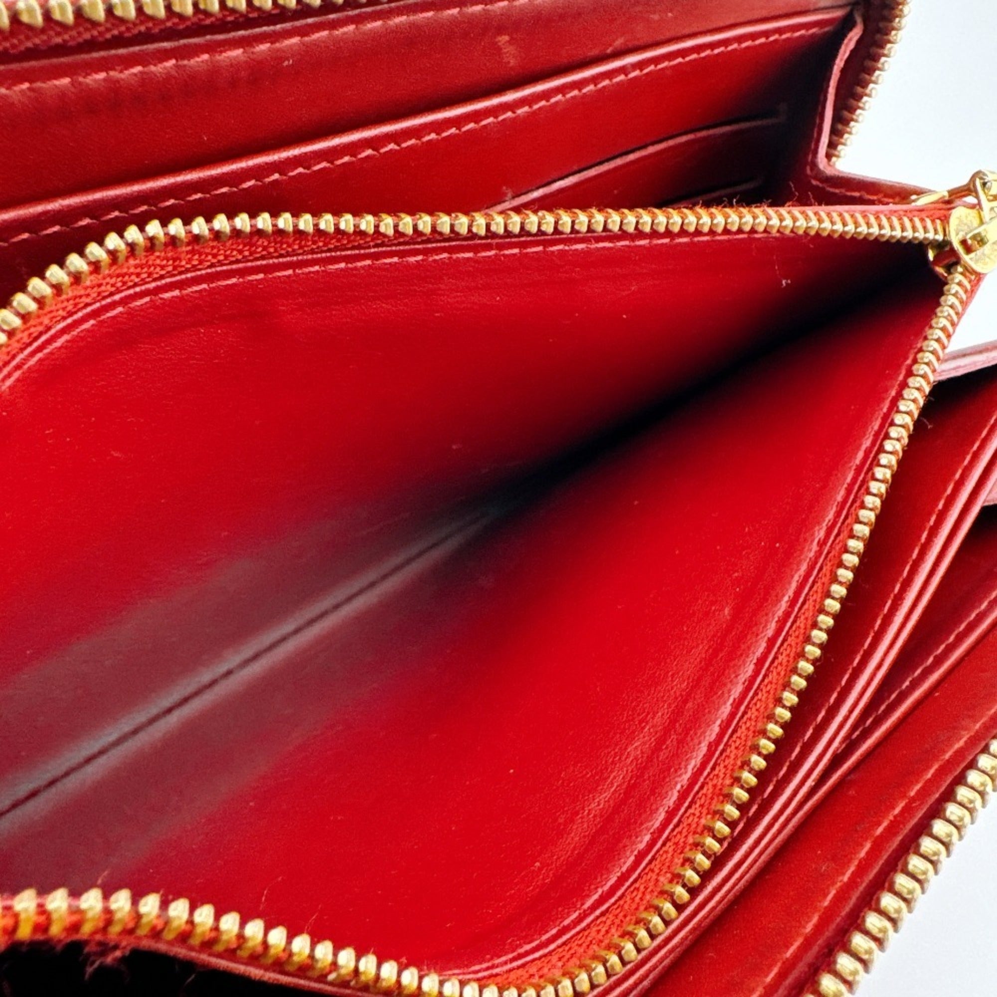 Louis Vuitton Vernis Red Color Vernis Long Wallet (Bi-Fold) (Pre-Owned)
