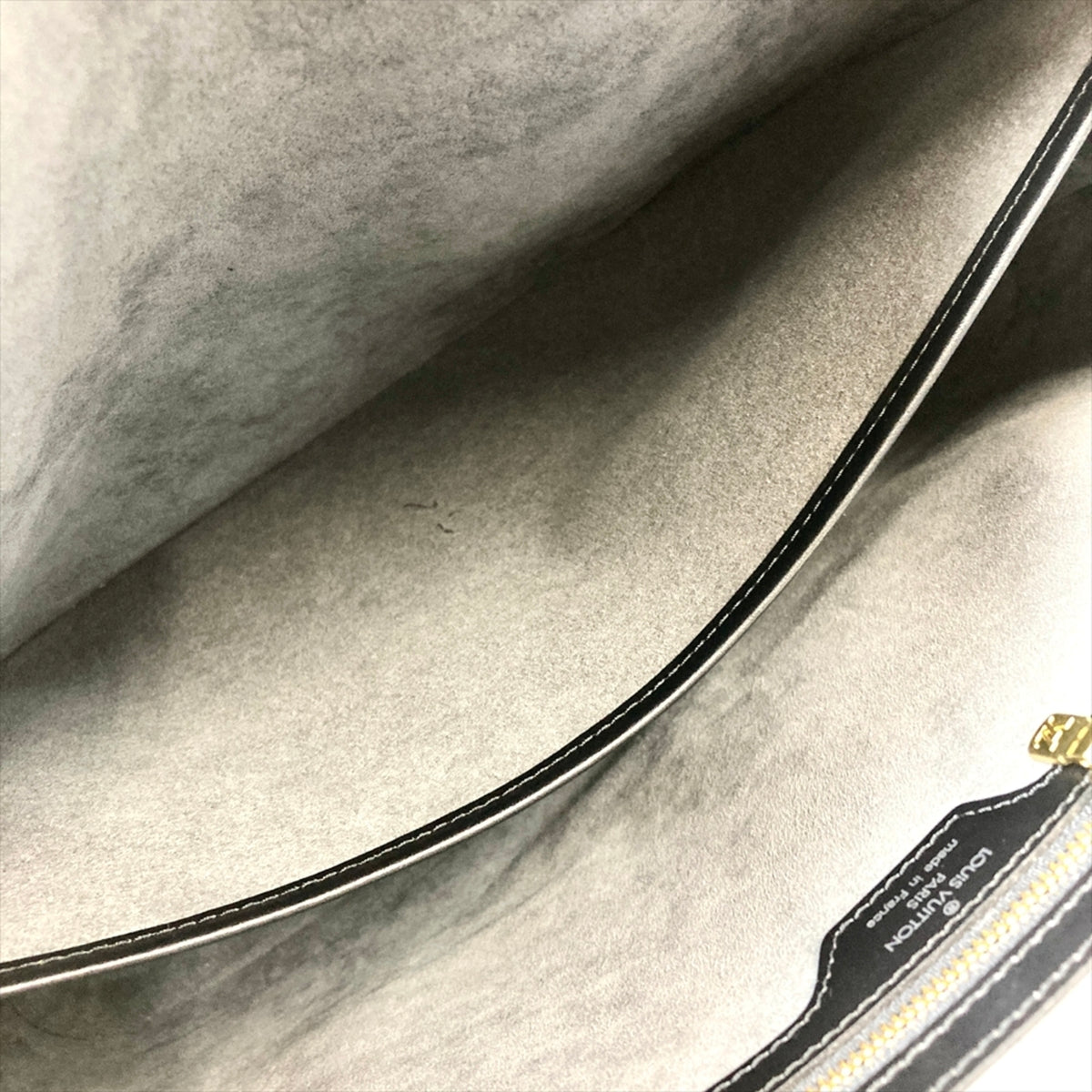 Louis Vuitton Black Noir Epi Leather Shoulder Bag Tote Bag (Pre-Owned)