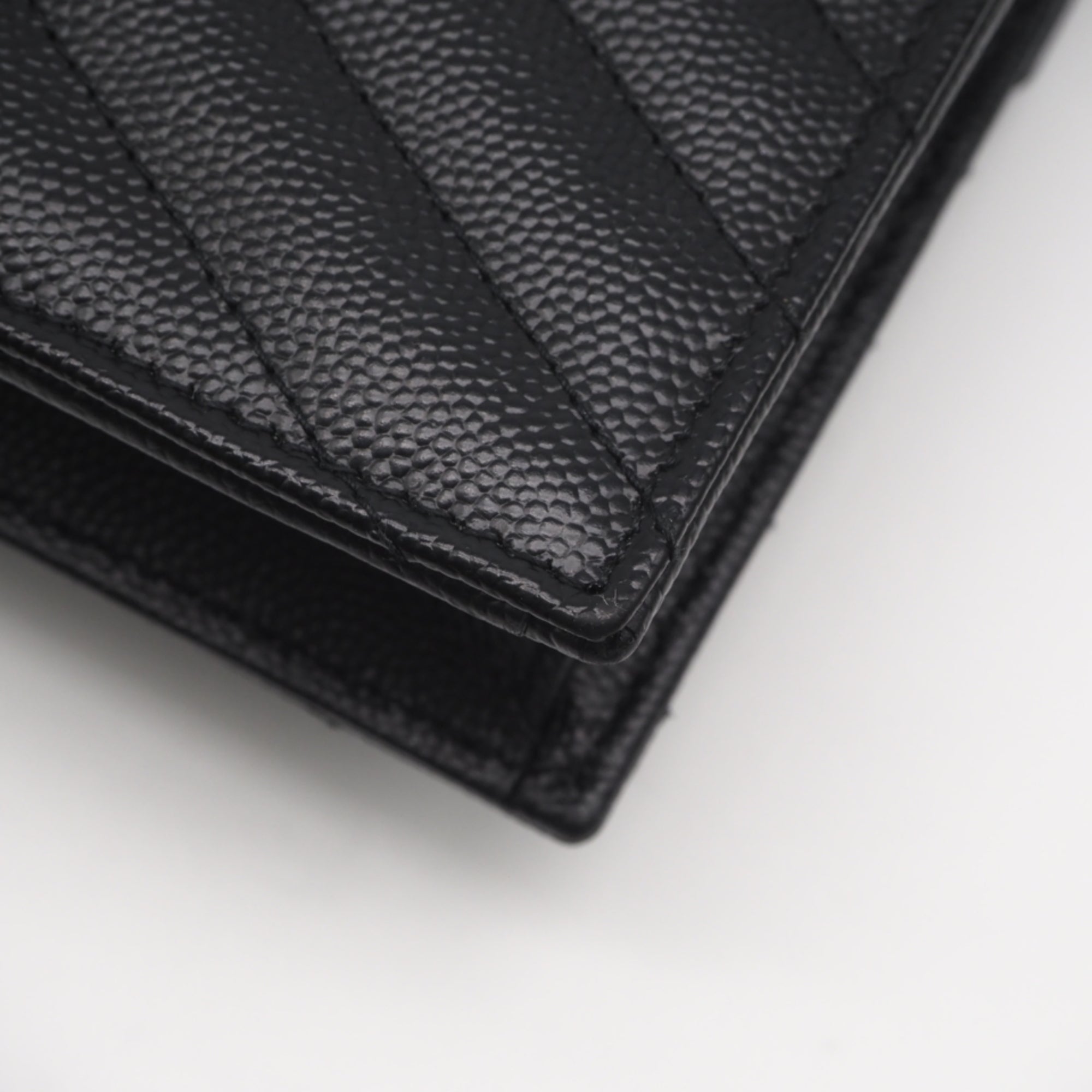 Yves Saint Laurent Black Leather Shoulder Bag (Pre-Owned)