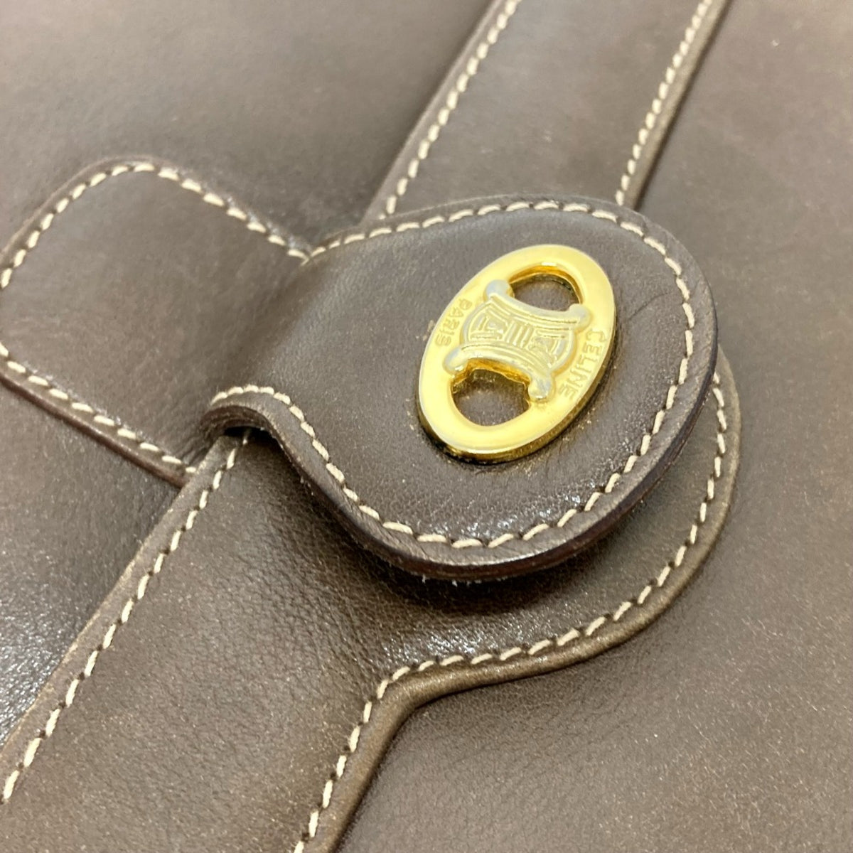 Celine Brown Leather Shoulder Bag (Pre-Owned)