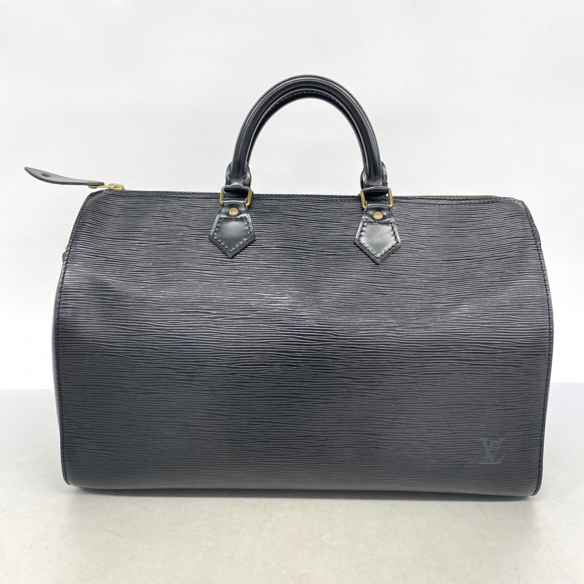 Louis Vuitton Noir Handbag (Pre-Owned)