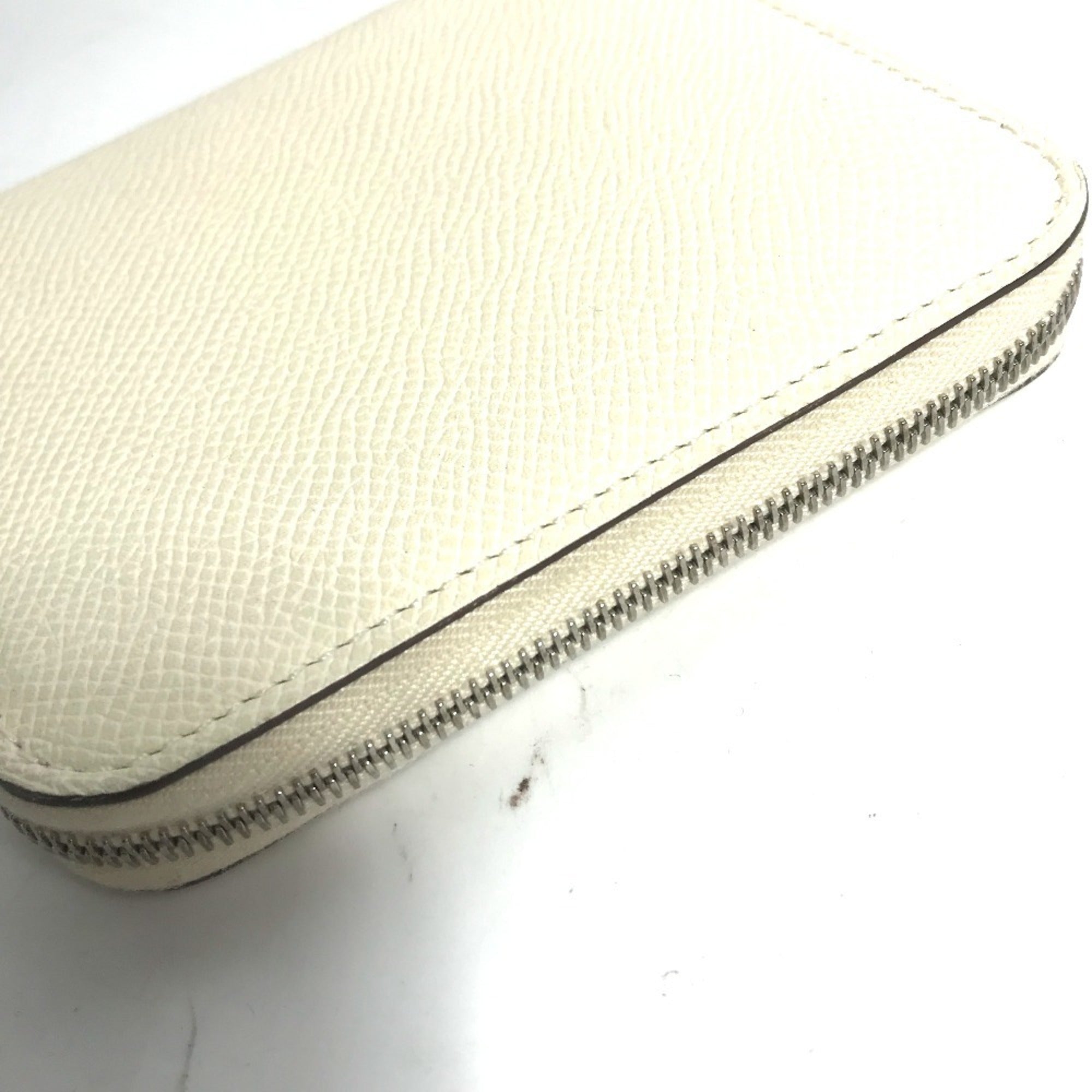 Hermes Silk'in White Epsom Leather Coin Purse/Coin Case (Pre-Owned)