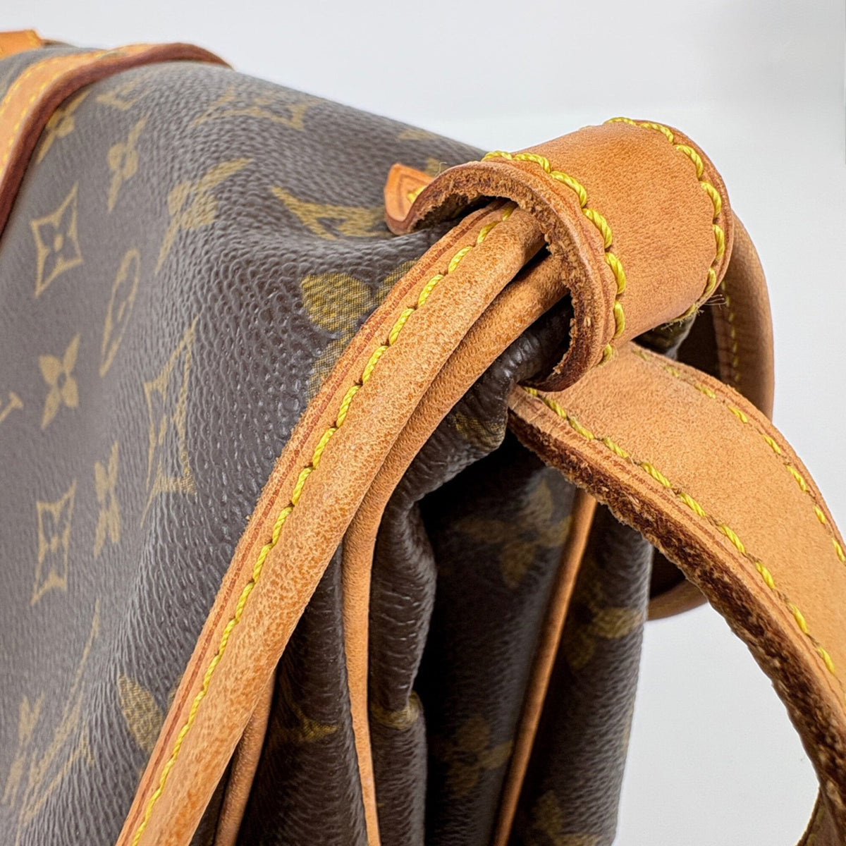 Louis Vuitton Brown Monogram Shoulder Bag (Pre-Owned)