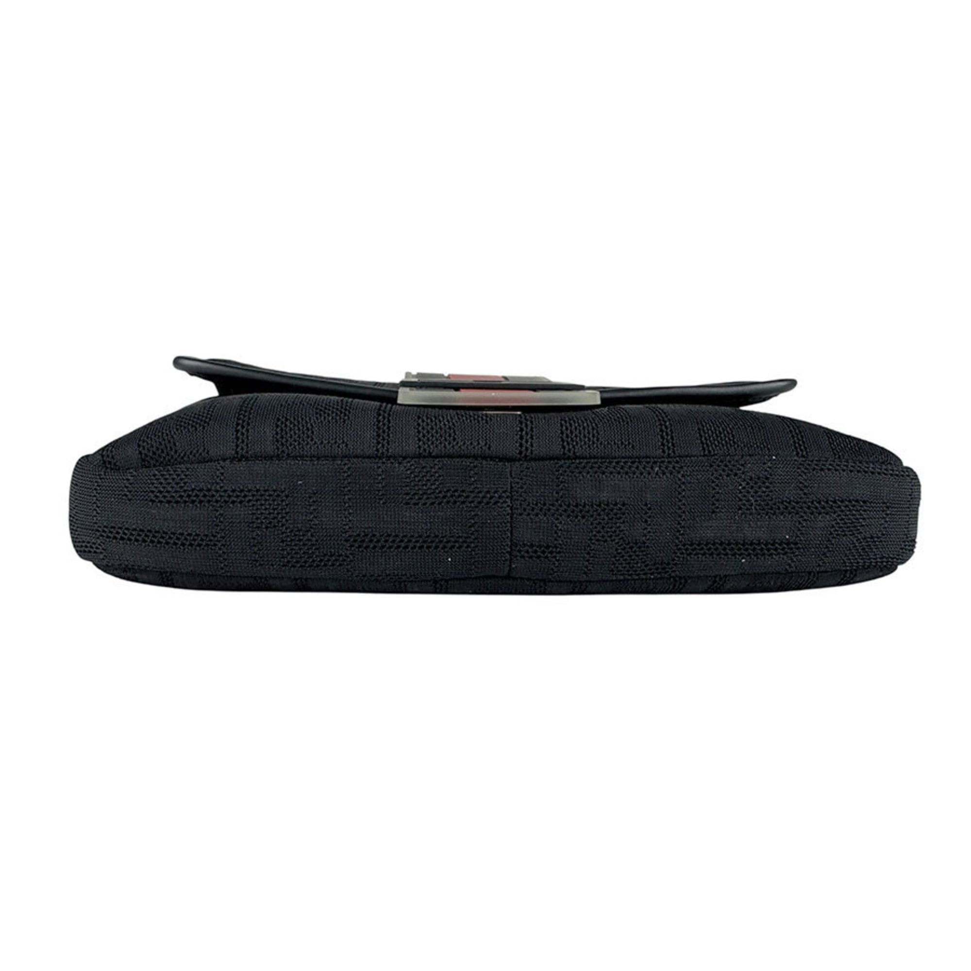 Fendi Black Red Color Fabric Rubber Shoulder Bag (Pre-Owned)