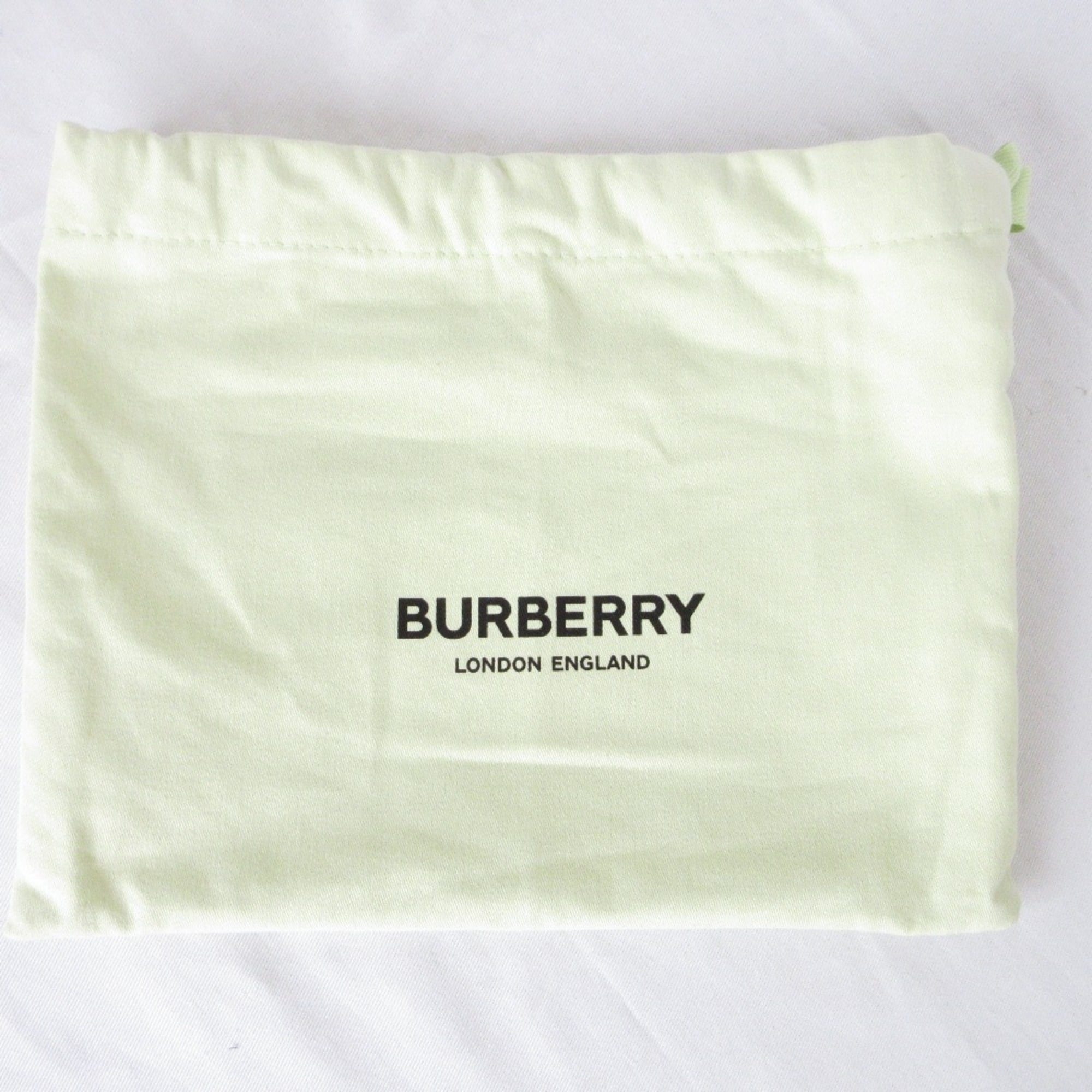 Burberry Black Leather Clutch Bag (Pre-Owned)