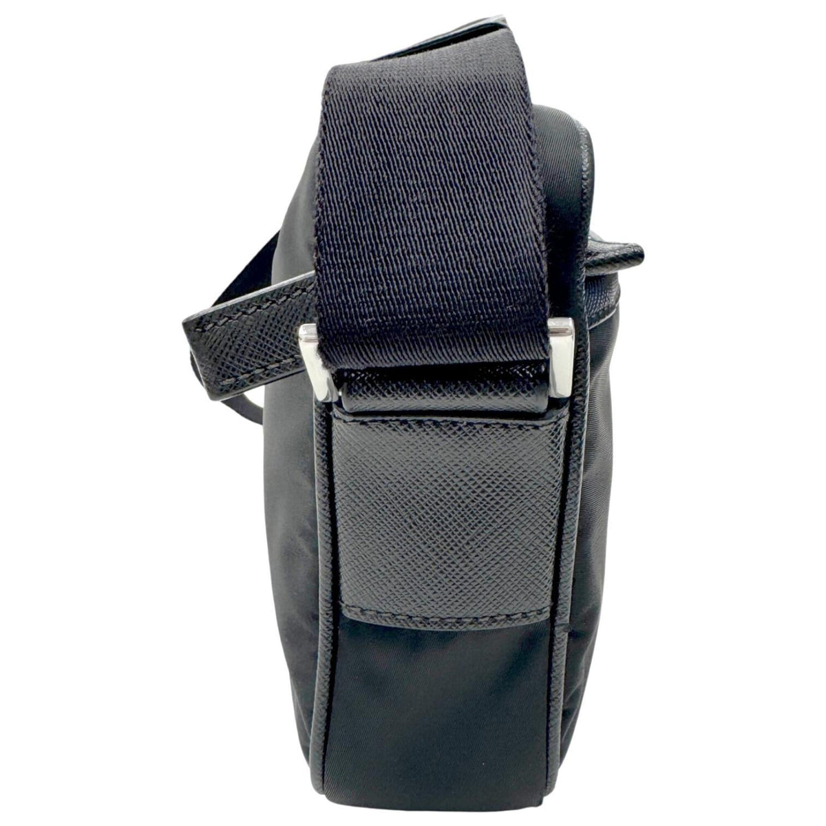 Prada Black Nylon Shoulder Bag (Pre-Owned)