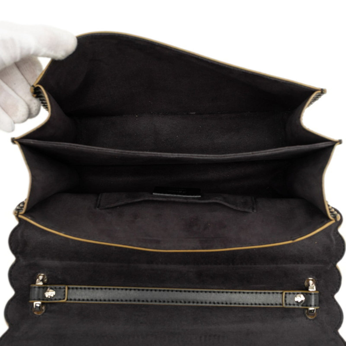 Fendi Black Leather Handbag Shoulder Bag (Pre-Owned)