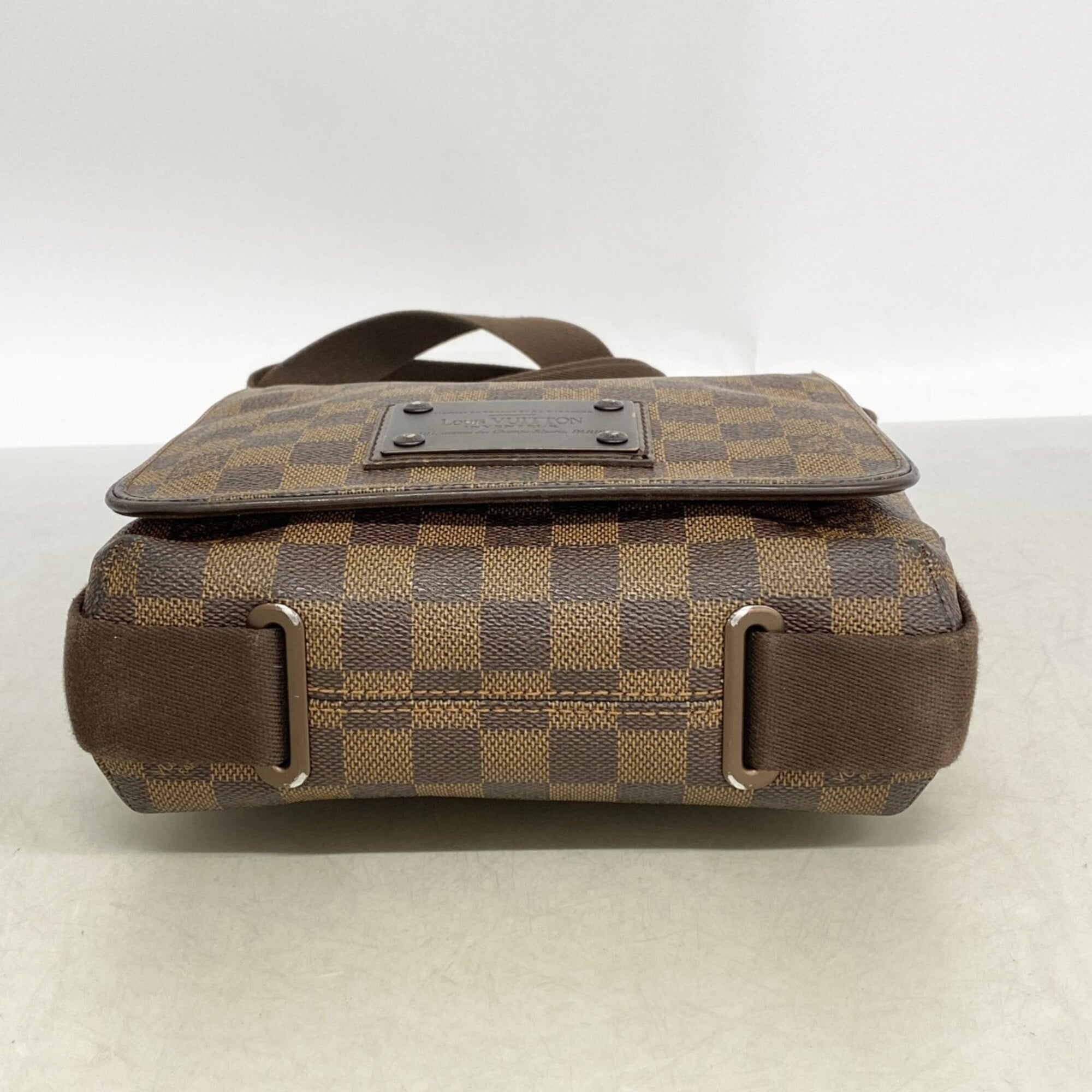 Louis Vuitton Ebene Shoulder Bag (Pre-Owned)