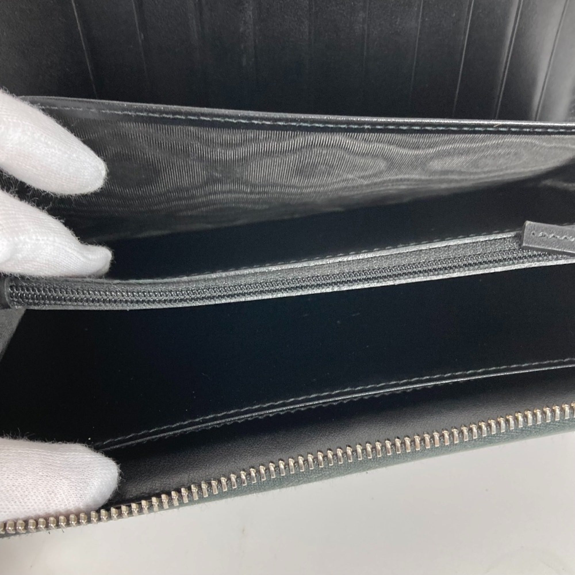 Gucci Black Leather Long Wallet (Bi-Fold) (Pre-Owned)
