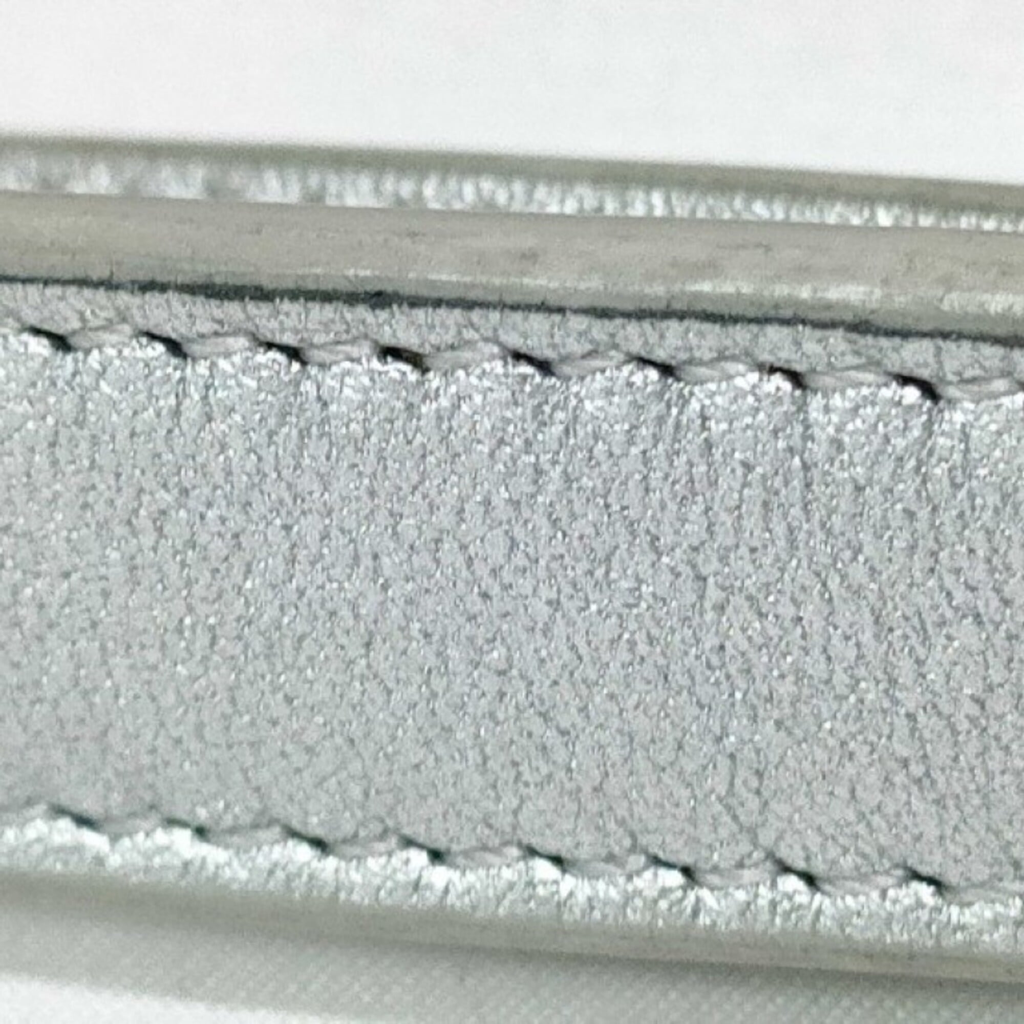 Celine Silver Leather Shoulder Bag (Pre-Owned)