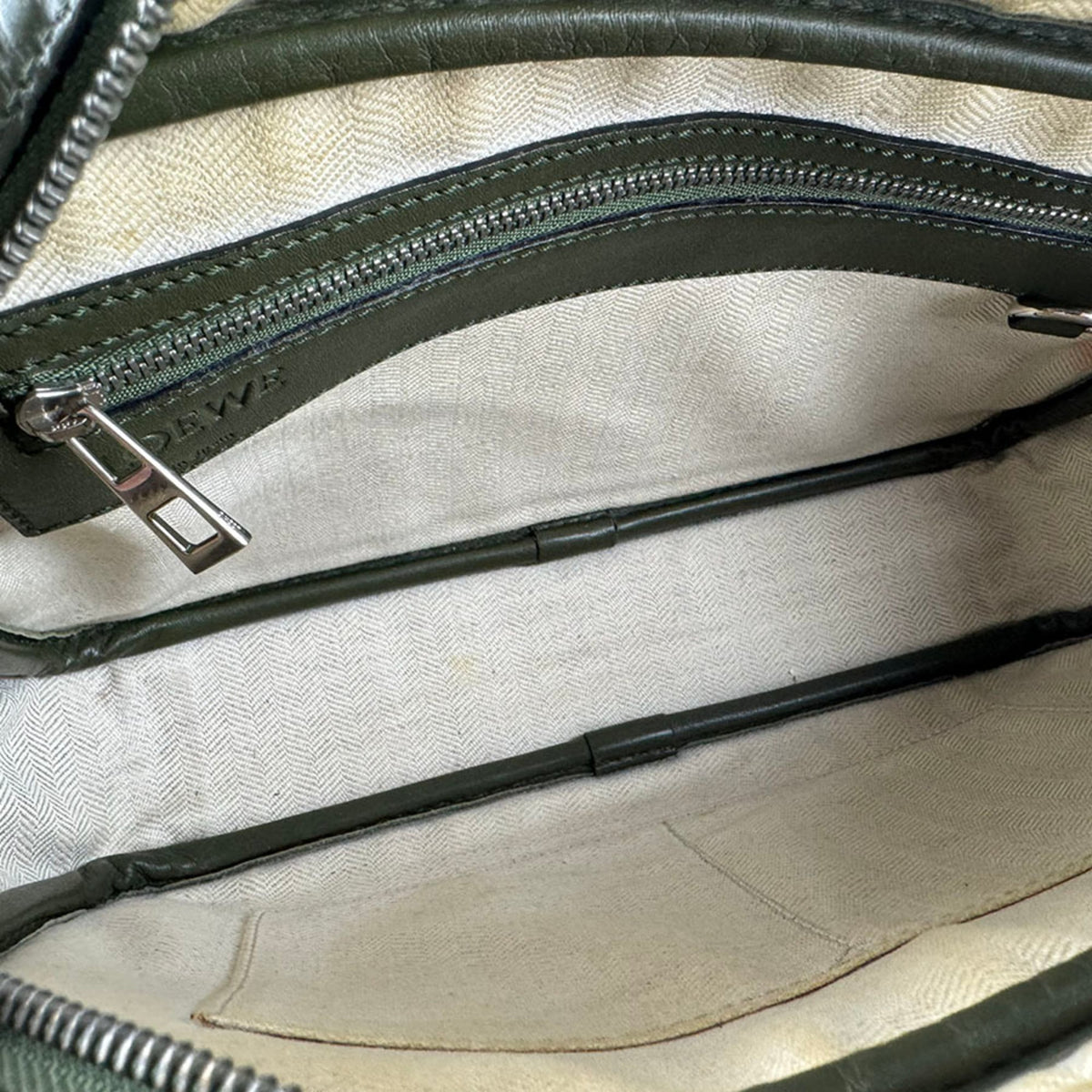 Loewe Khaki Leather Clutch Bag (Pre-Owned)