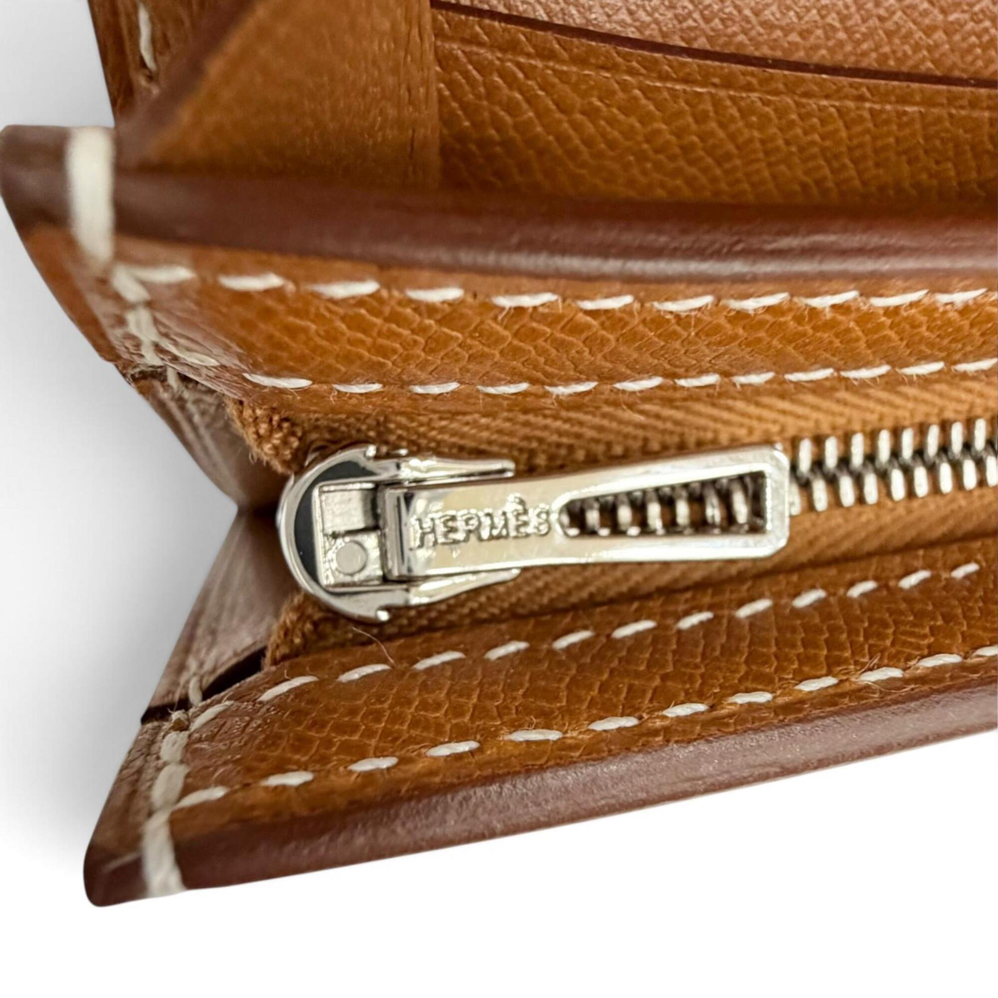 Hermes Gold Long Wallet (Bi-Fold) (Pre-Owned)