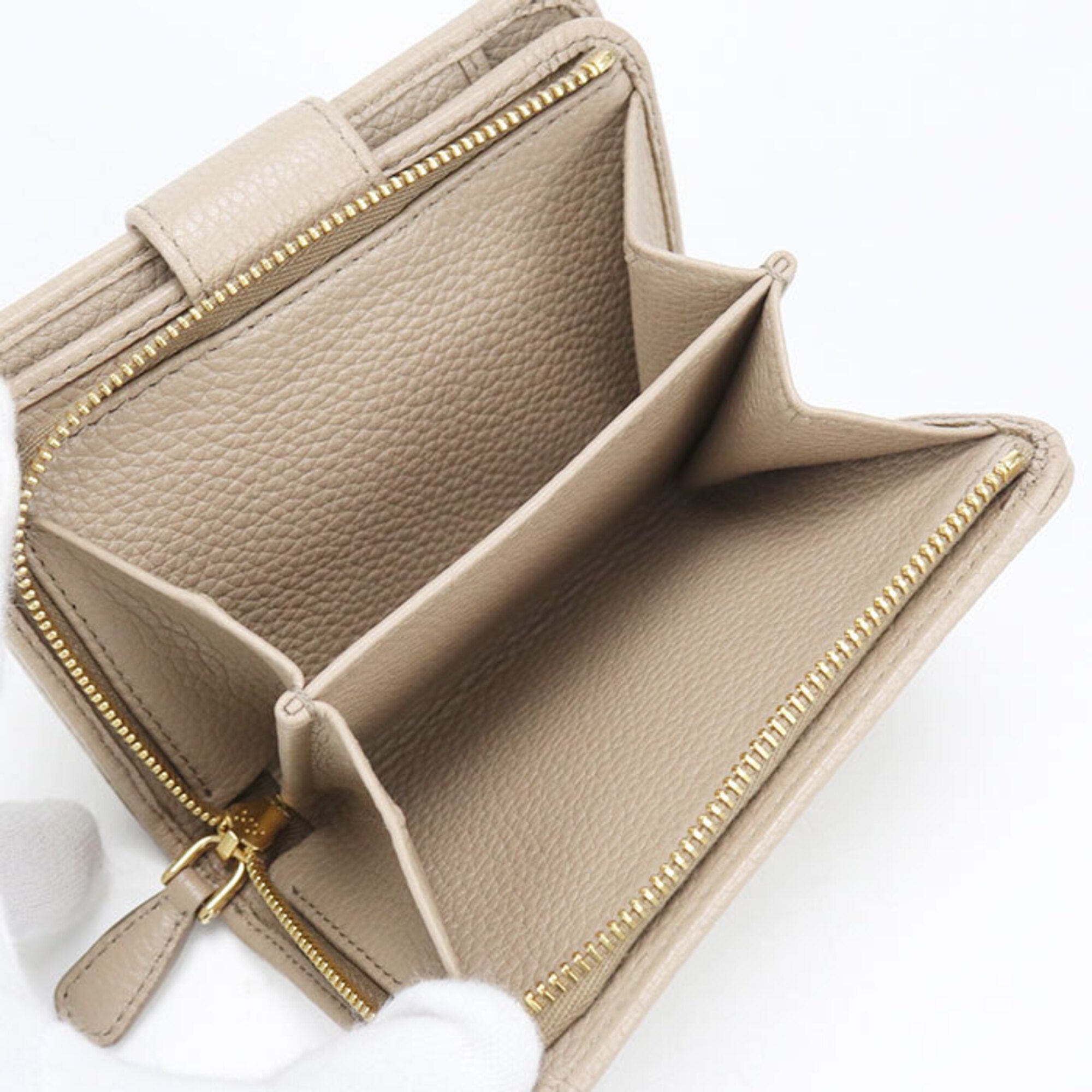 Prada Beige Leather Wallet (Bi-Fold) (Pre-Owned)