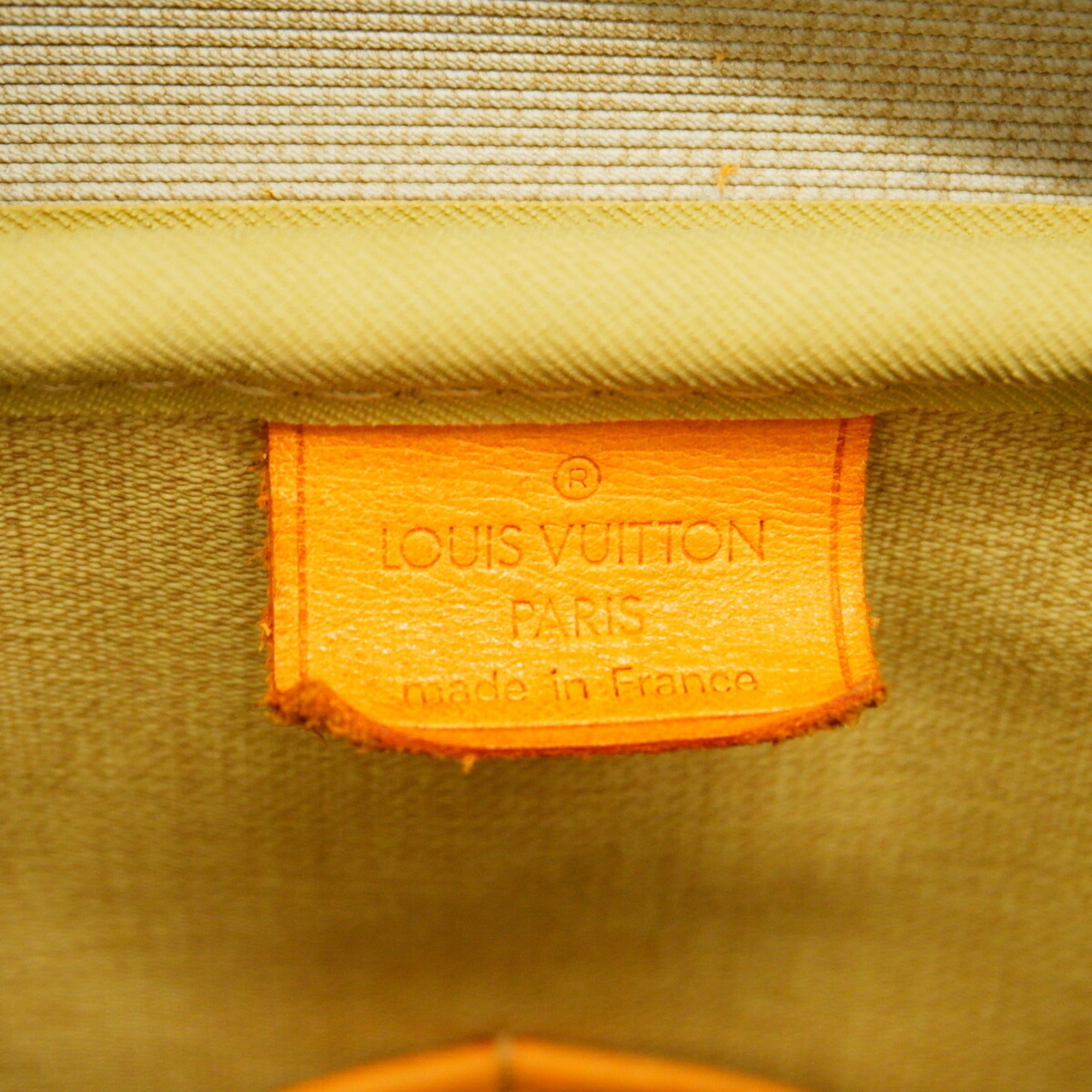 Louis Vuitton Brown Handbag (Pre-Owned)