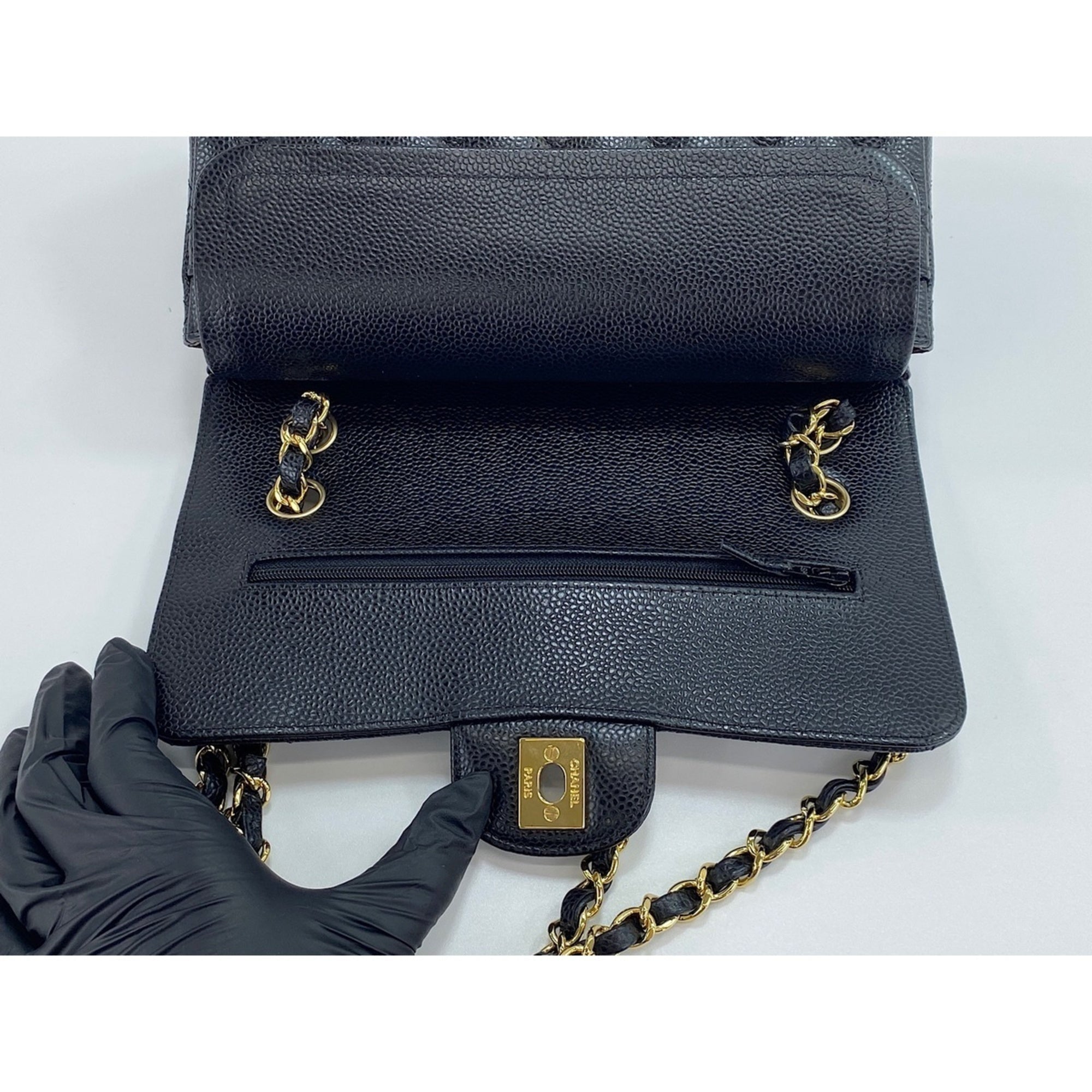 Chanel Matelasse Black Shoulder Bag (Pre-Owned)