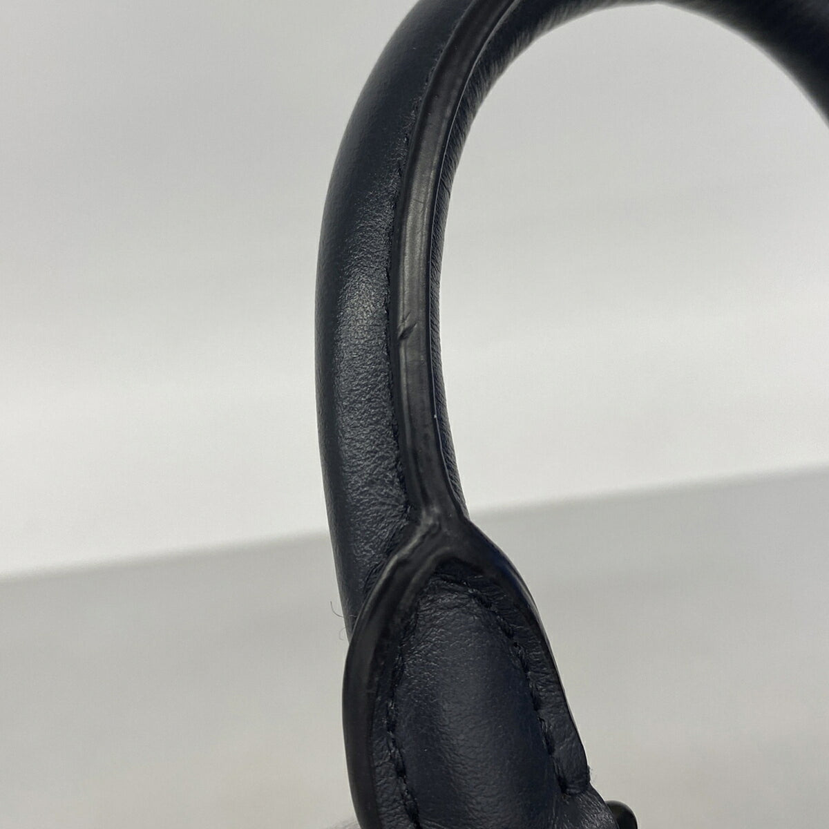 Louis Vuitton Blue Handbag (Pre-Owned)