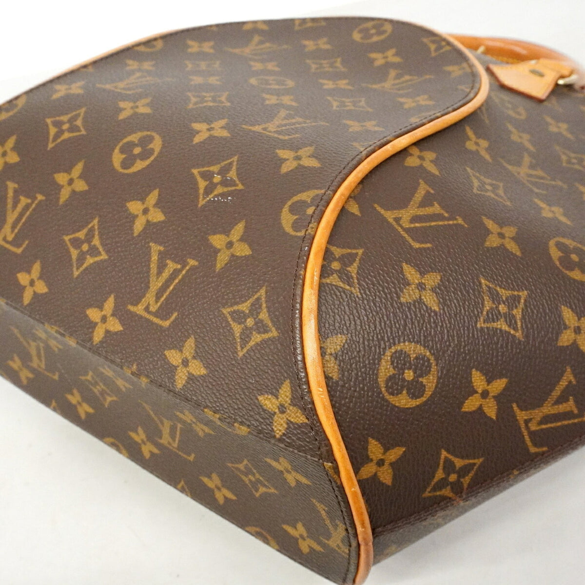 Louis Vuitton Brown Handbag (Pre-Owned)