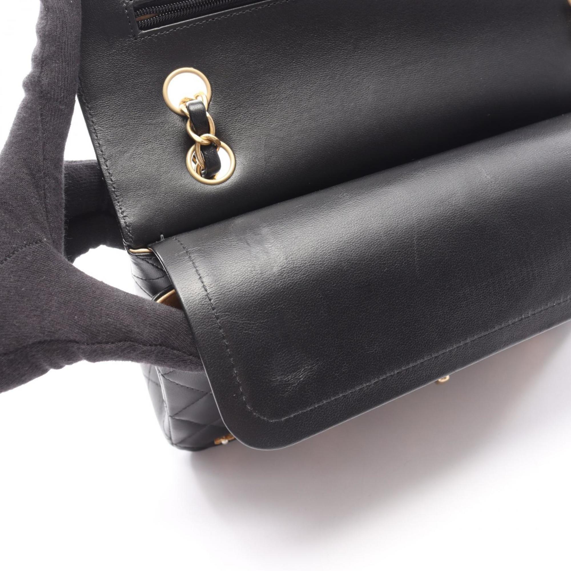 Chanel Black Leather Handbag Shoulder Bag (Pre-Owned)