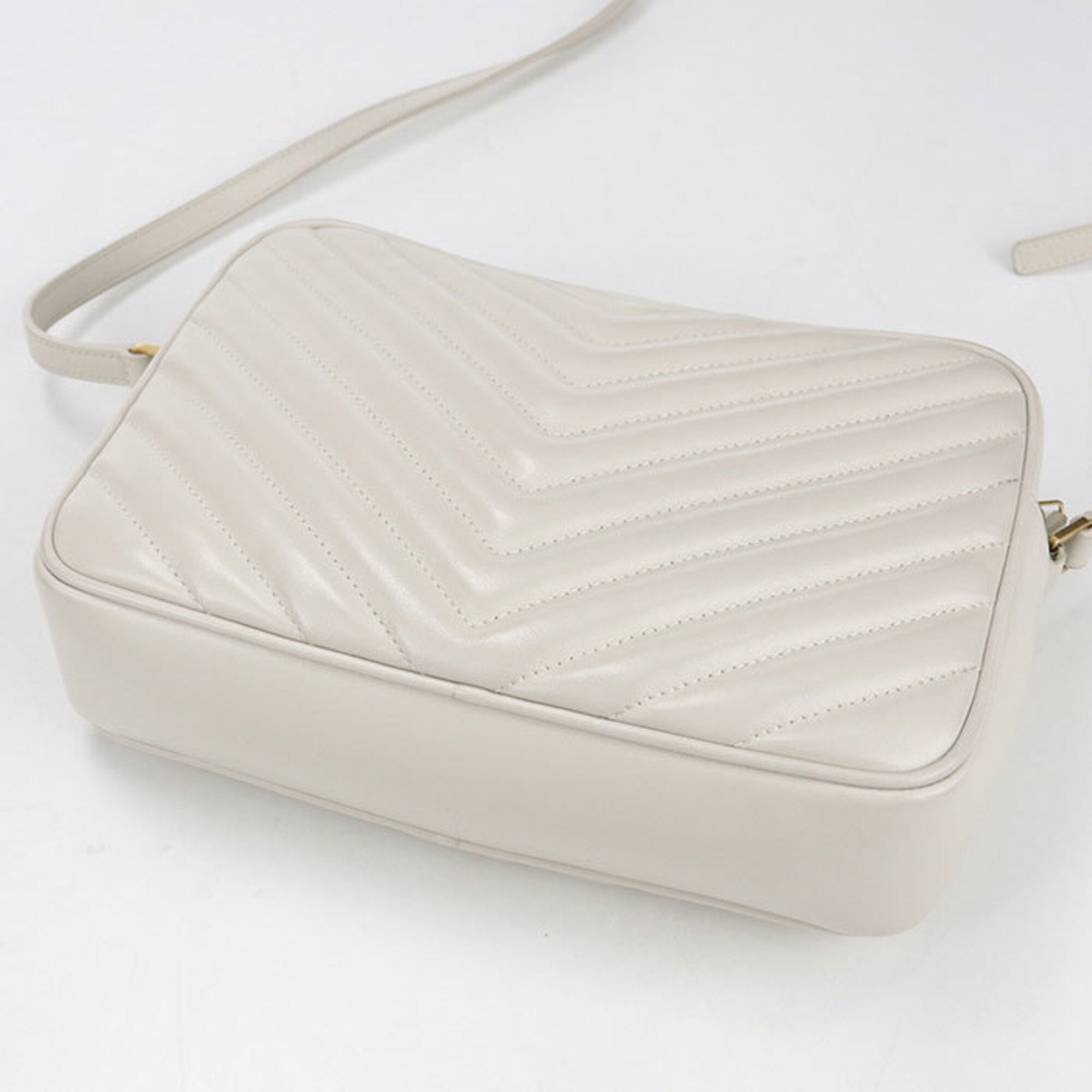 Saint Laurent White Leather Shoulder Bag (Pre-Owned)