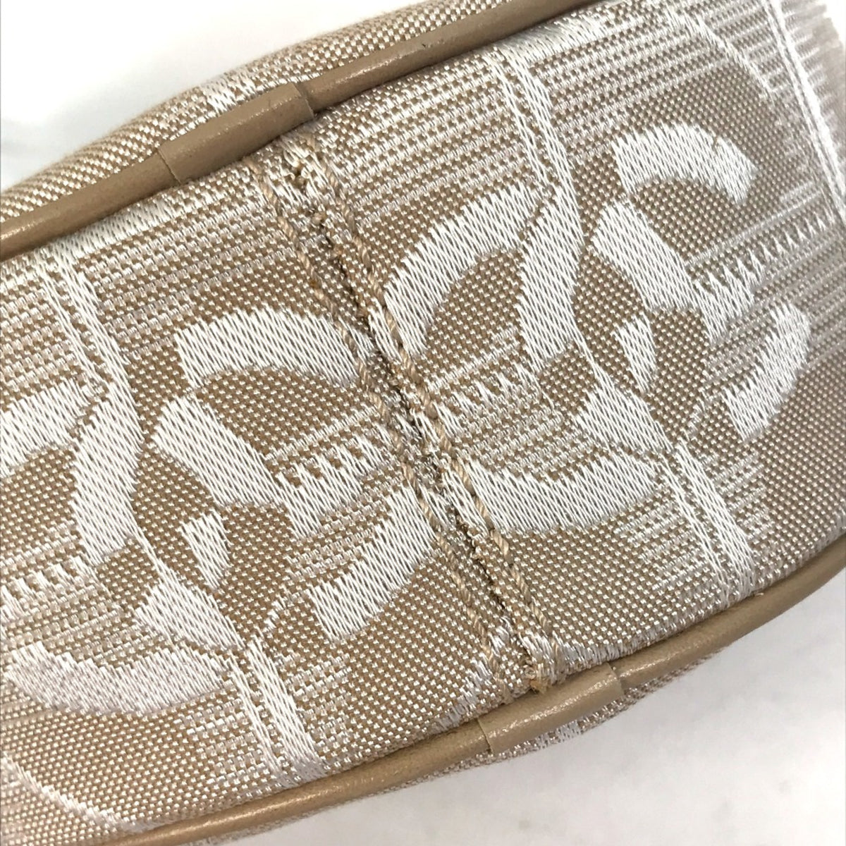 Chanel Beige Cloth Pouch (Pre-Owned)