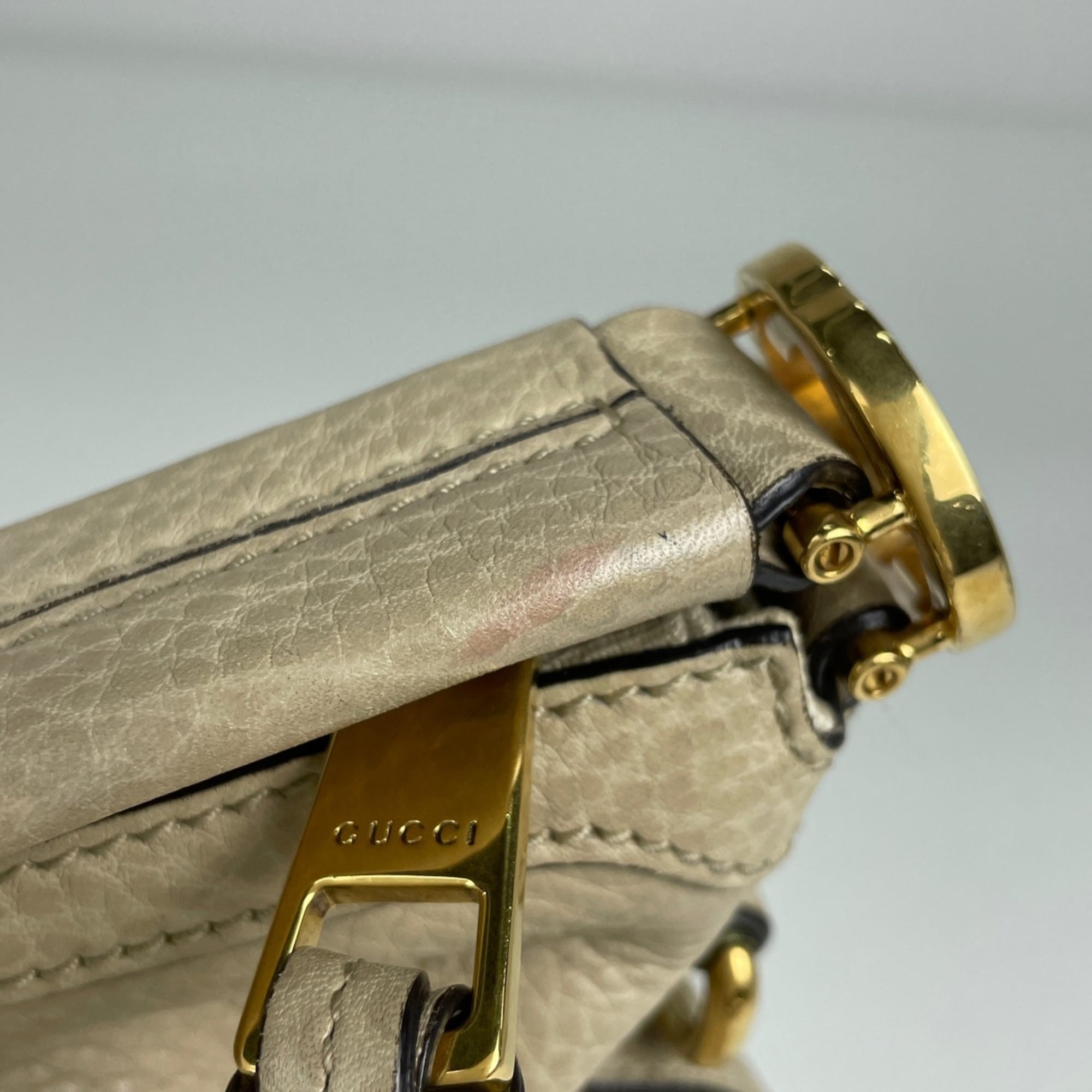 Gucci Beige Leather Handbag (Pre-Owned)