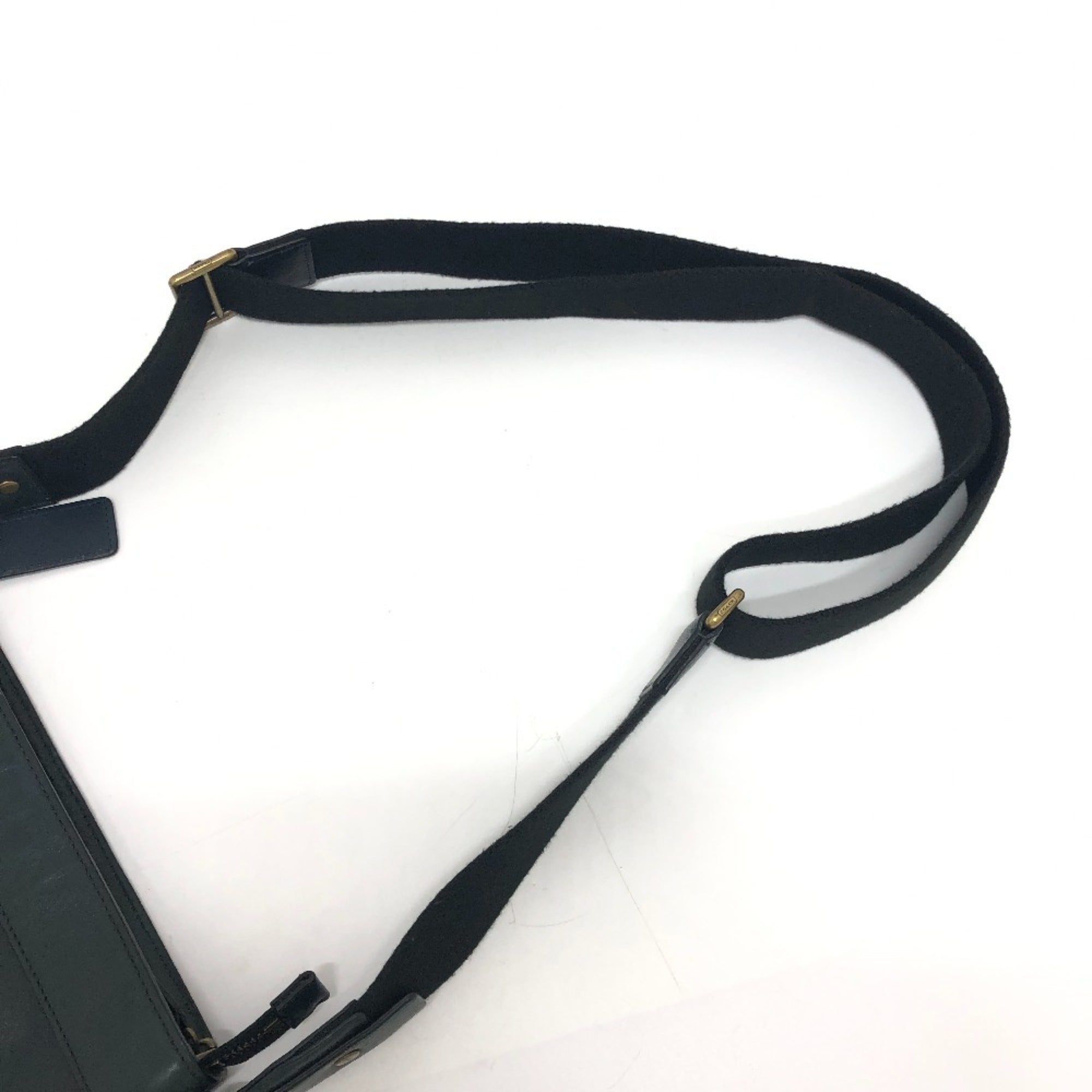 Coach Green Leather Shoulder Bag (Pre-Owned)