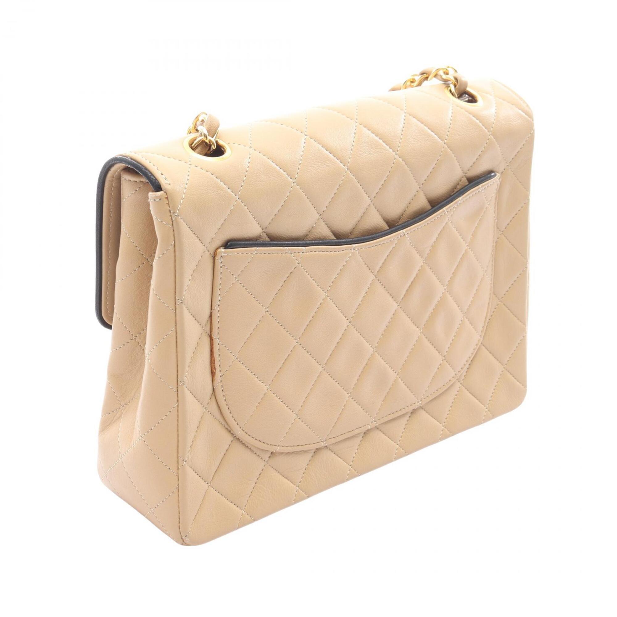 Chanel Matelasse Beige Leather Shoulder Bag (Pre-Owned)
