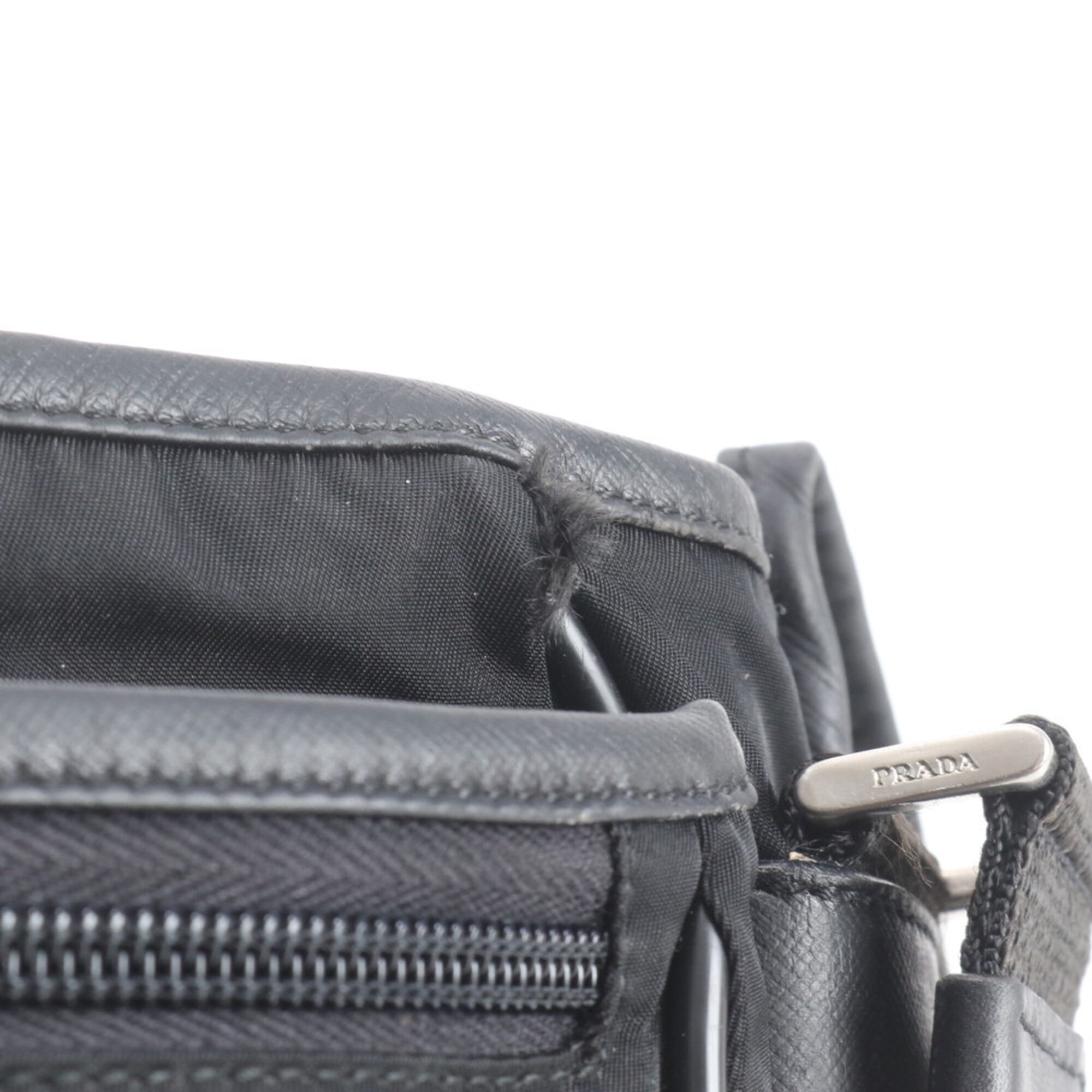 Prada Black Nylon Leather Shoulder Bag (Pre-Owned)