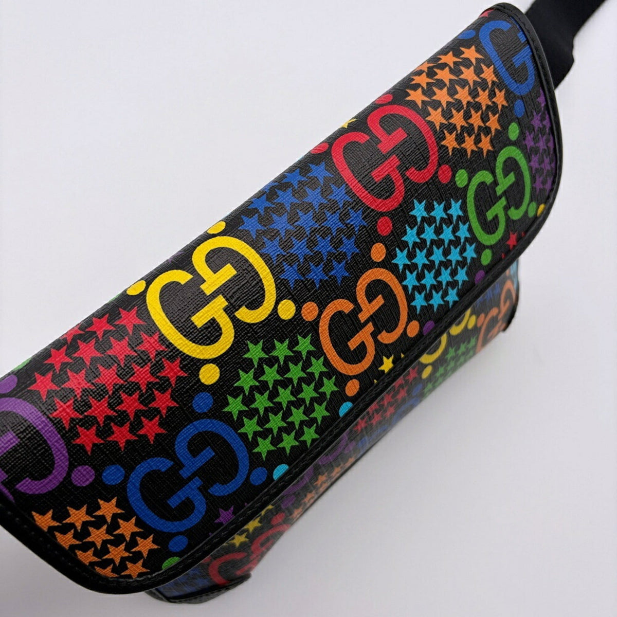 Gucci Black Multi-Color Pvc Leather Fanny Pack Sling Bag (Pre-Owned)