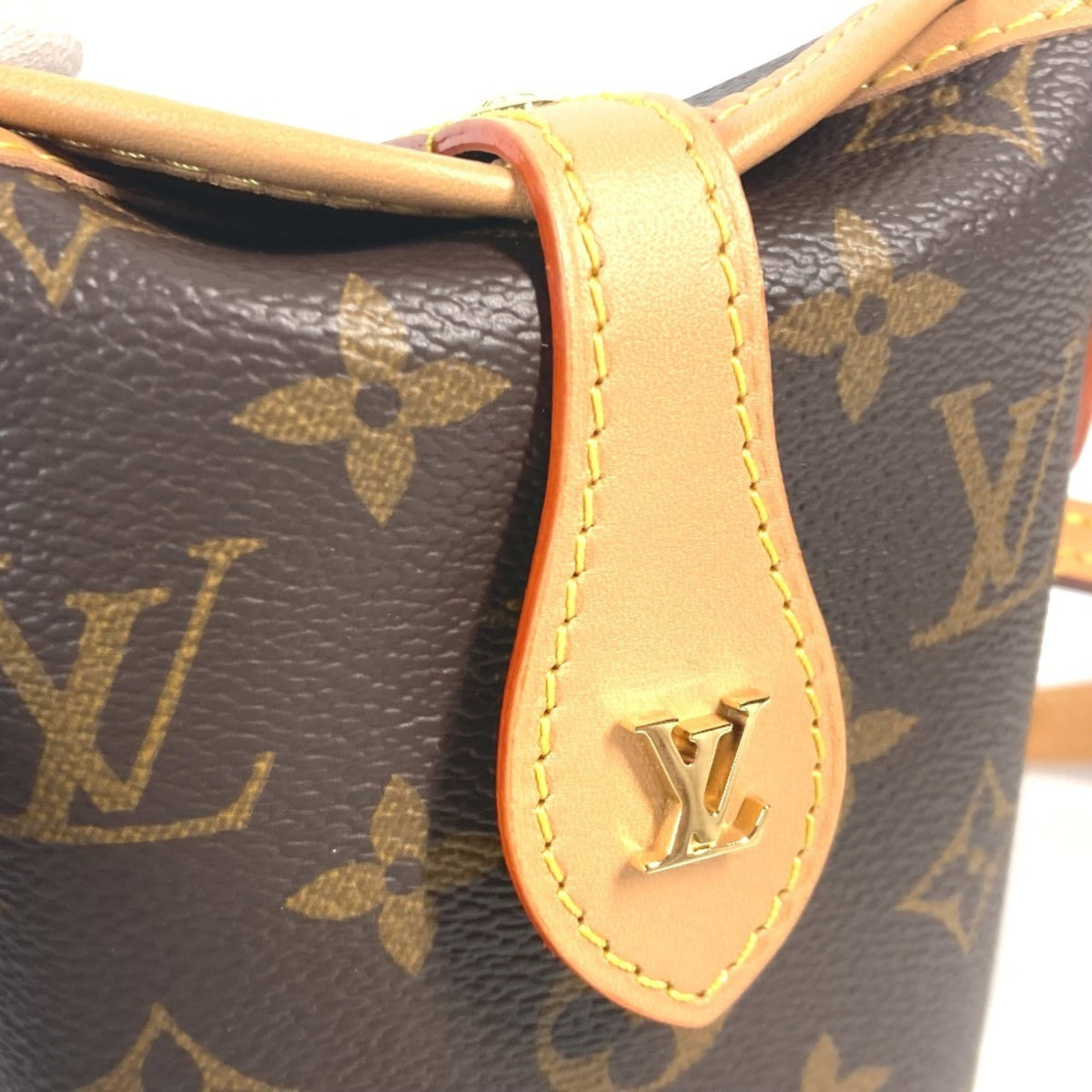 Louis Vuitton Brown Monogram Pochette Shoulder Bag (Pre-Owned)