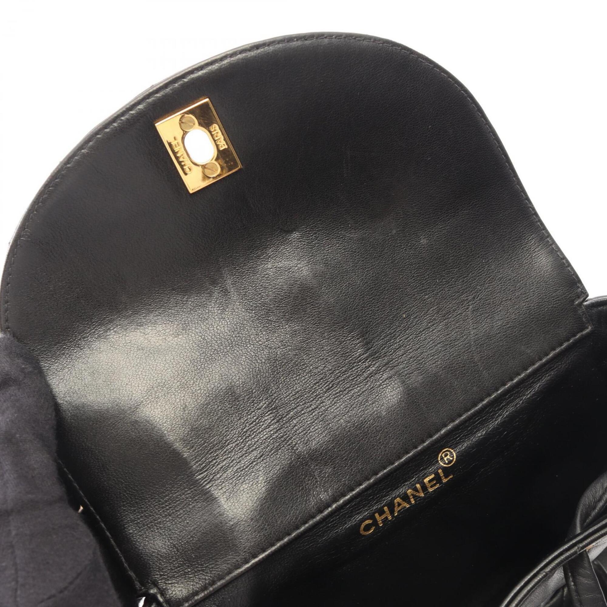 Chanel Black Leather Backpack Handbag (Pre-Owned)