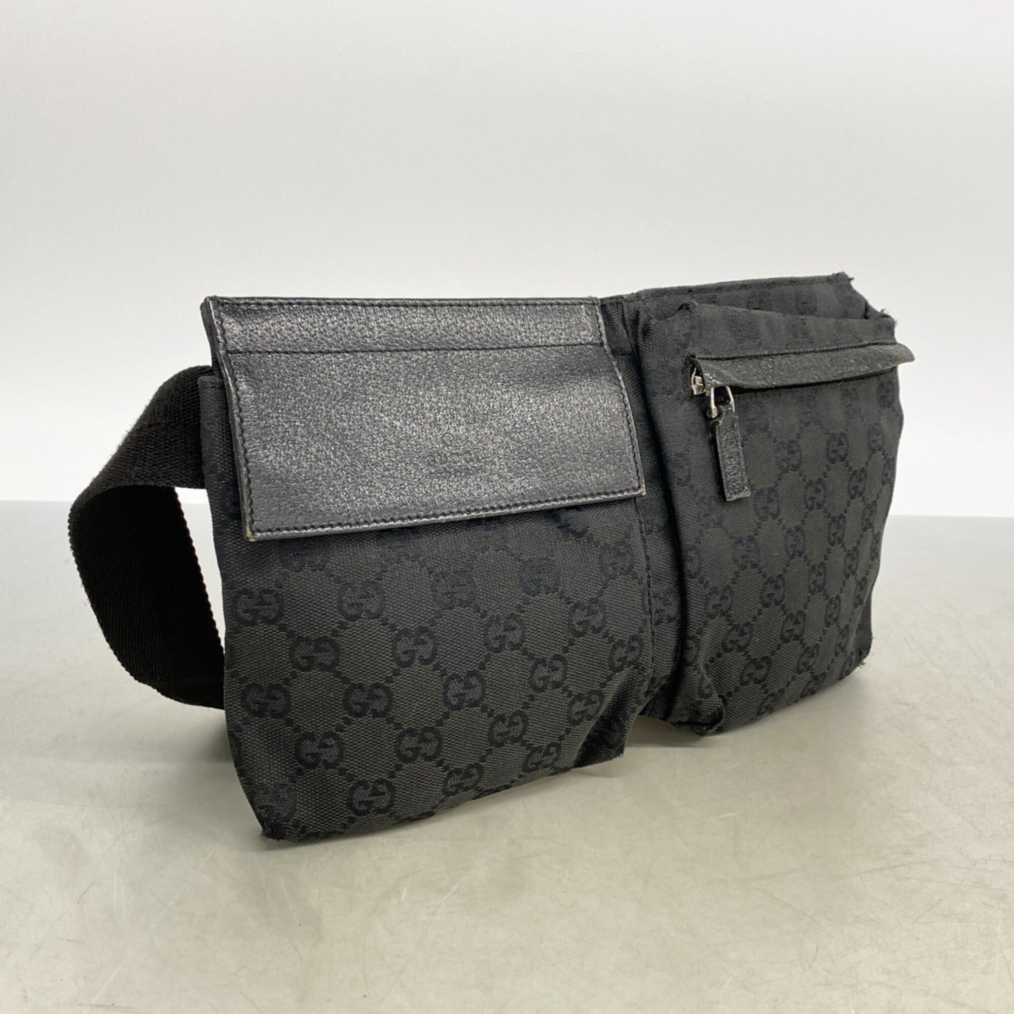 Gucci Black Canvas Fanny Pack (Pre-Owned)