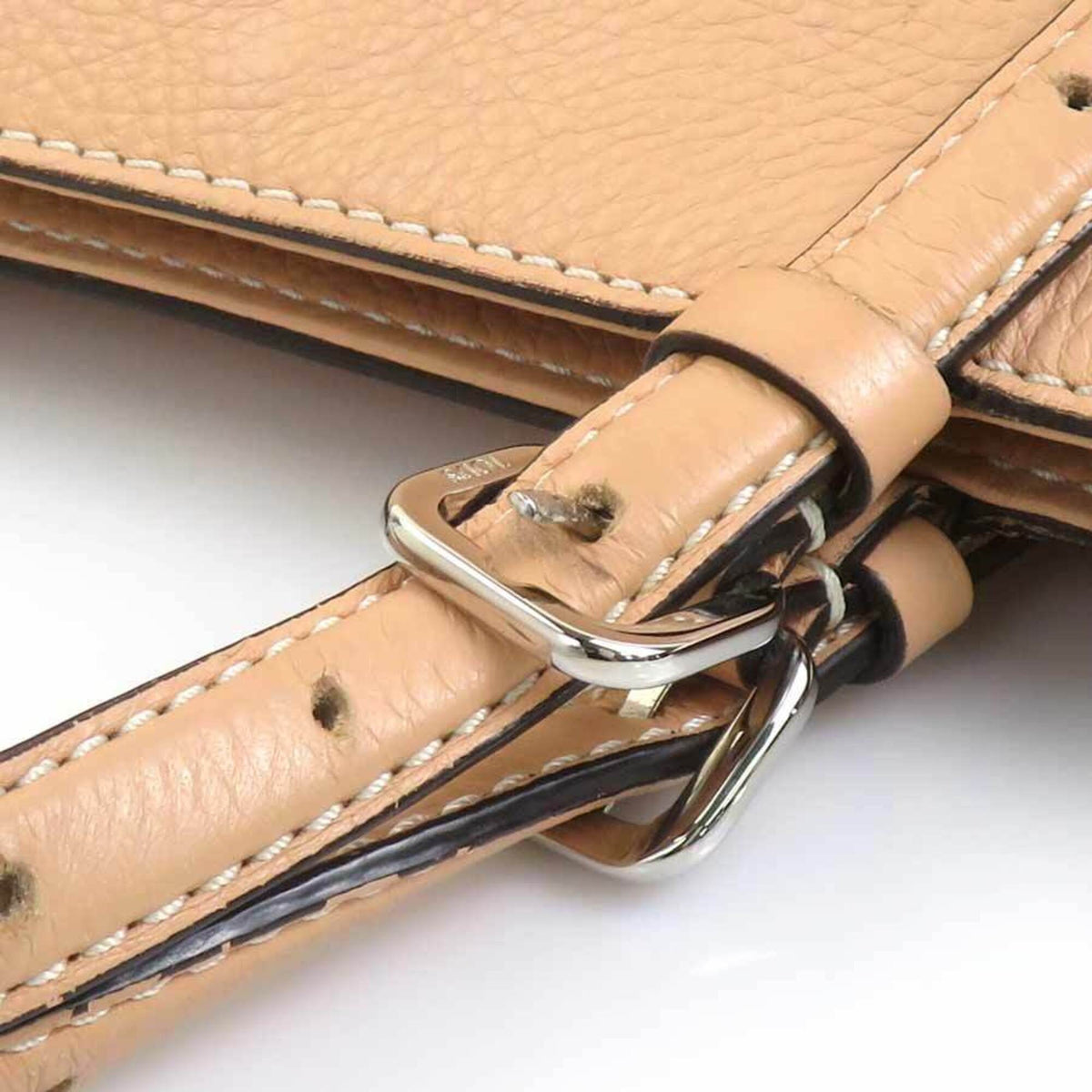 Tod's Pale Orange Leather Handbag Shoulder Bag (Pre-Owned)