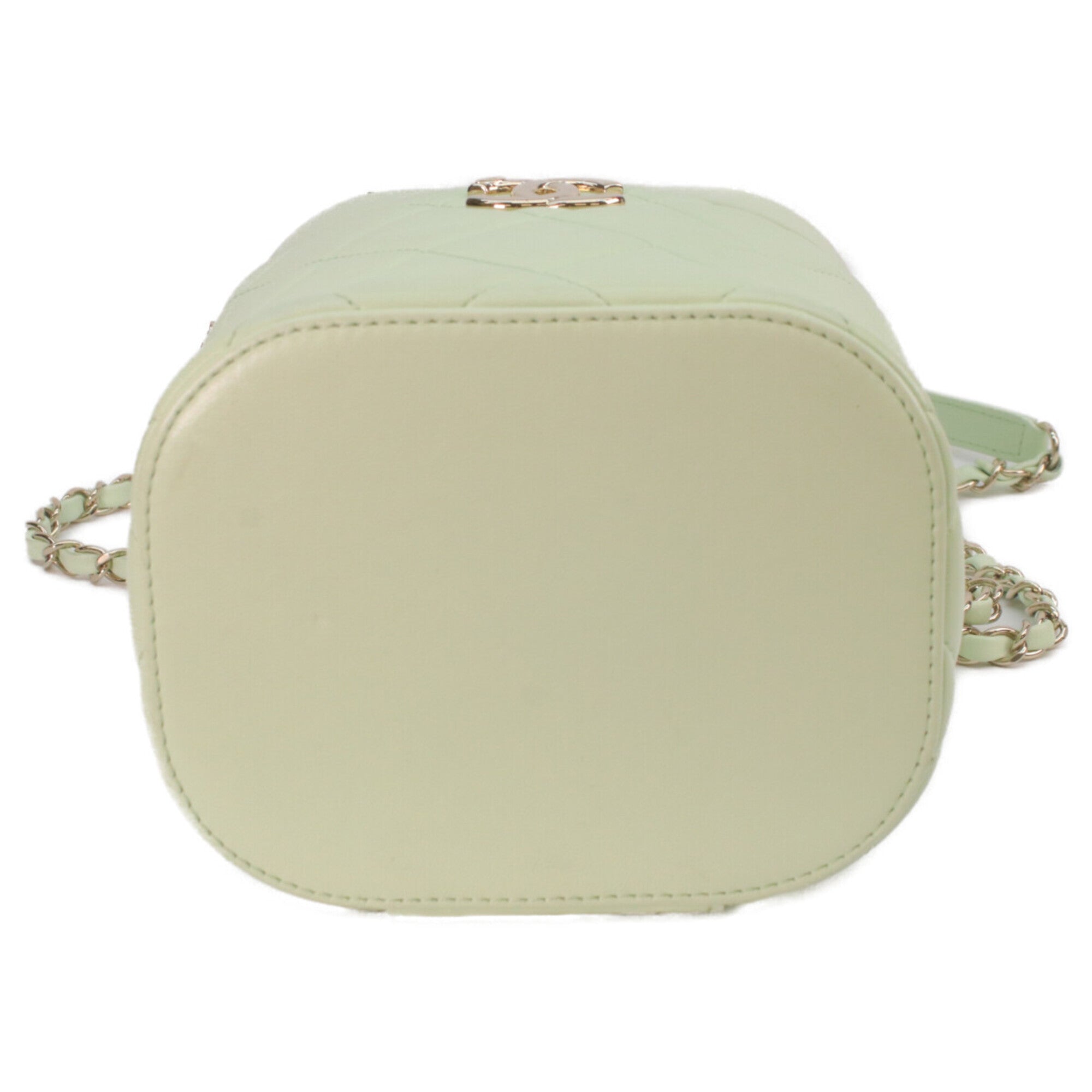 Chanel Lime Green Leather Shoulder Bag (Pre-Owned)