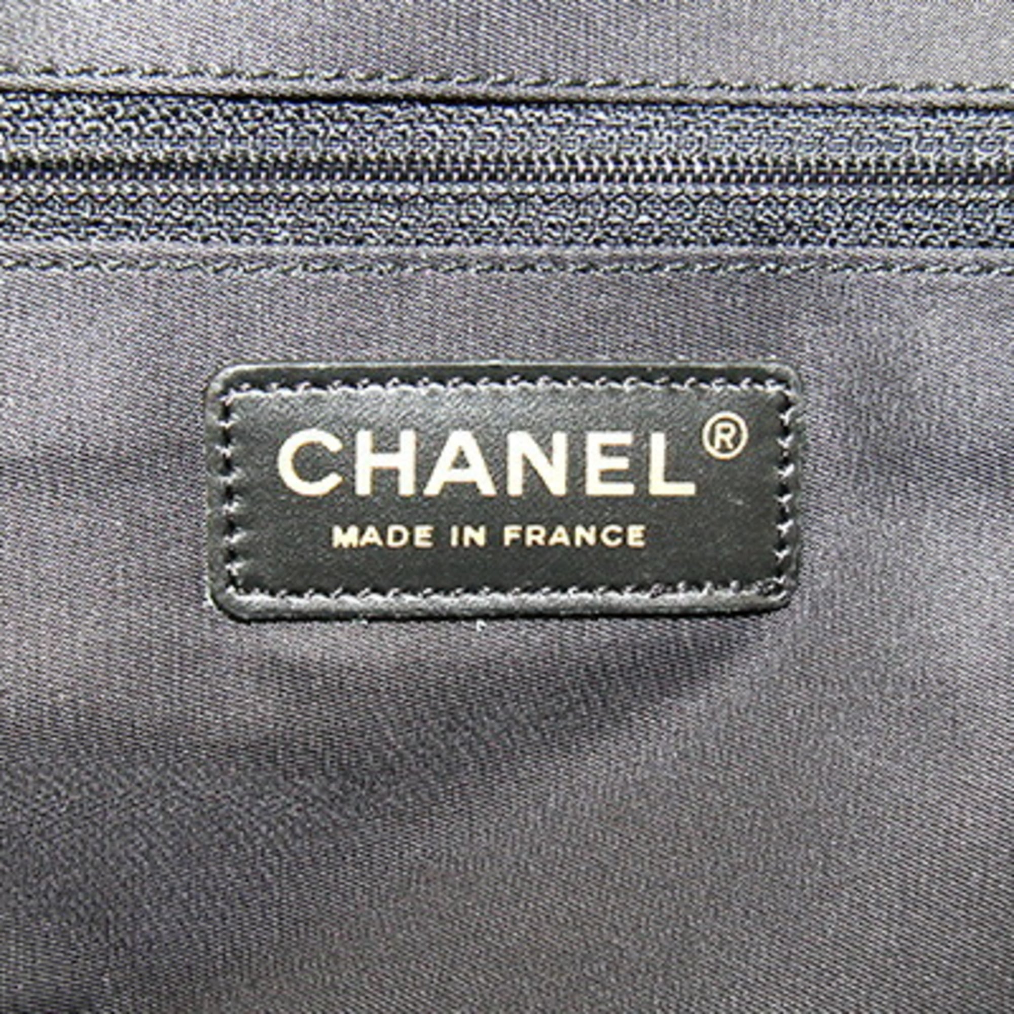 Chanel Black Nylon Canvas Leather Tote Bag (Pre-Owned)