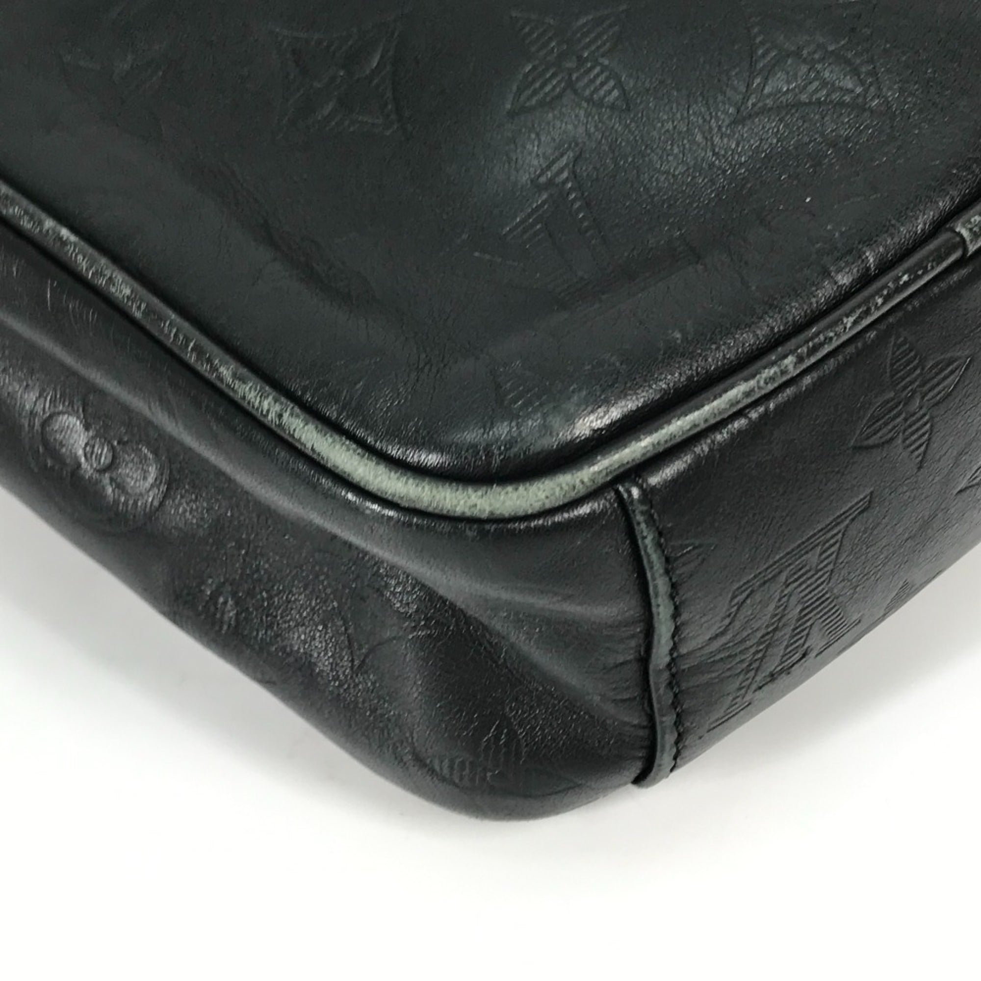 Louis Vuitton Monogram Shadow Black Galle Monogram Shadow Pochette Shoulder Bag (Pre-Owned)