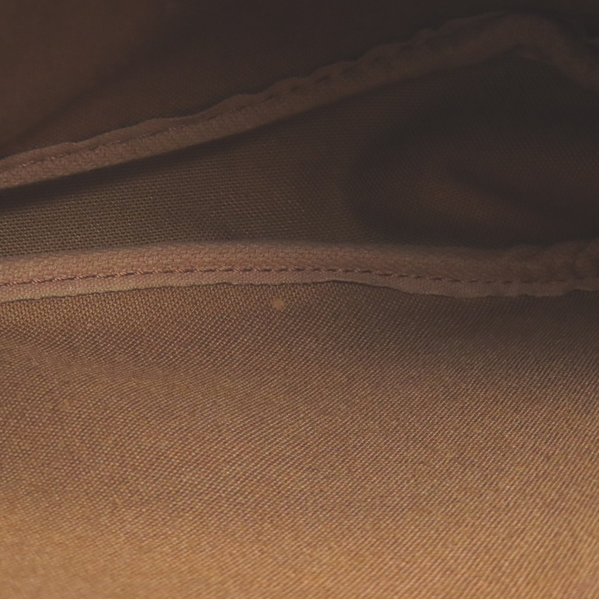 Louis Vuitton Monogram Monogram Shoulder Bag (Pre-Owned)