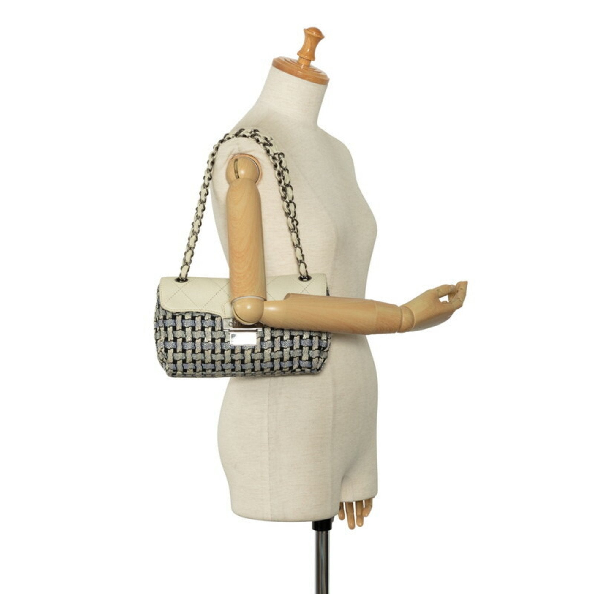 Chanel Blue White Tweed Wool Shoulder Bag (Pre-Owned)