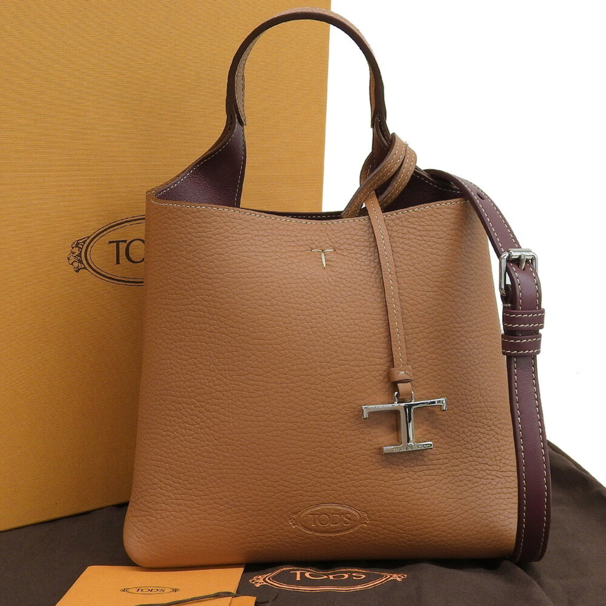 Tod's Brown Leather Handbag (Pre-Owned)