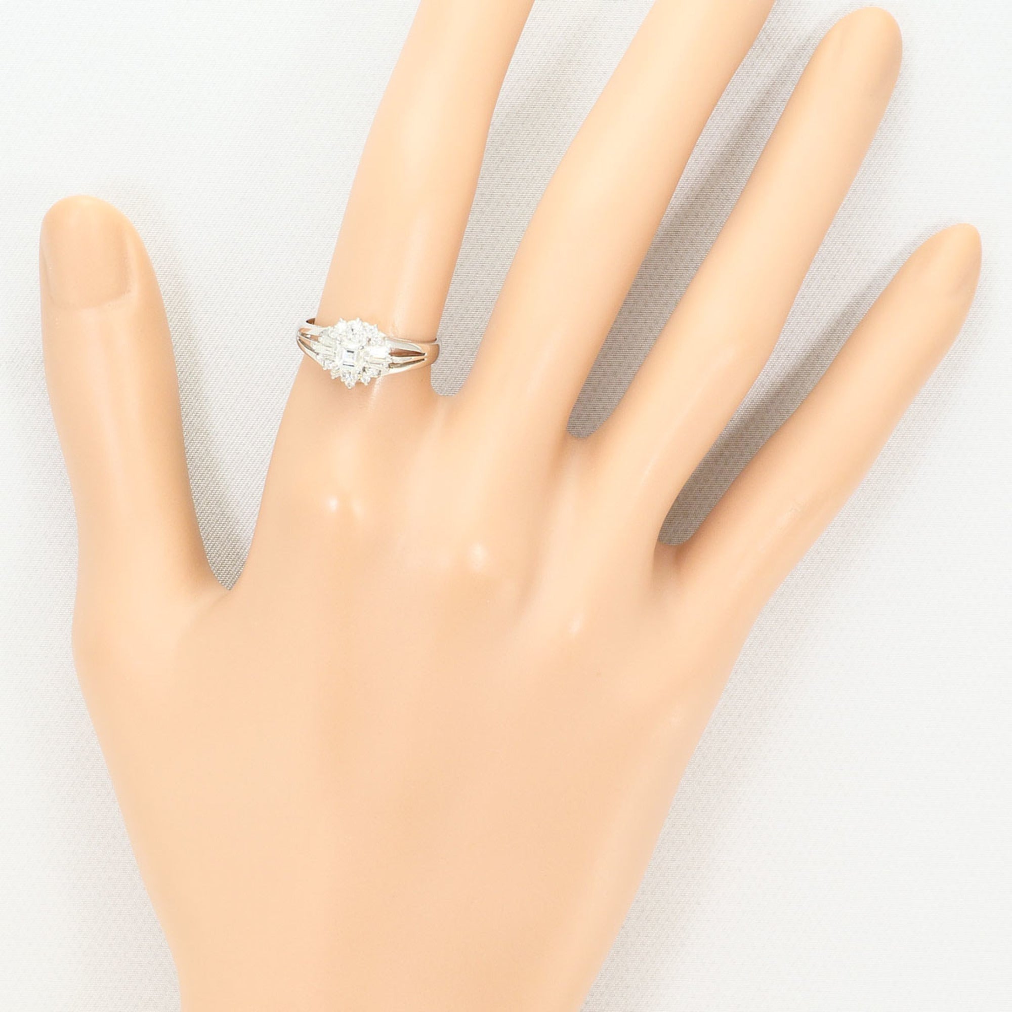 Unbranded Platinum Platinum 900 Band Ring (Pre-Owned)