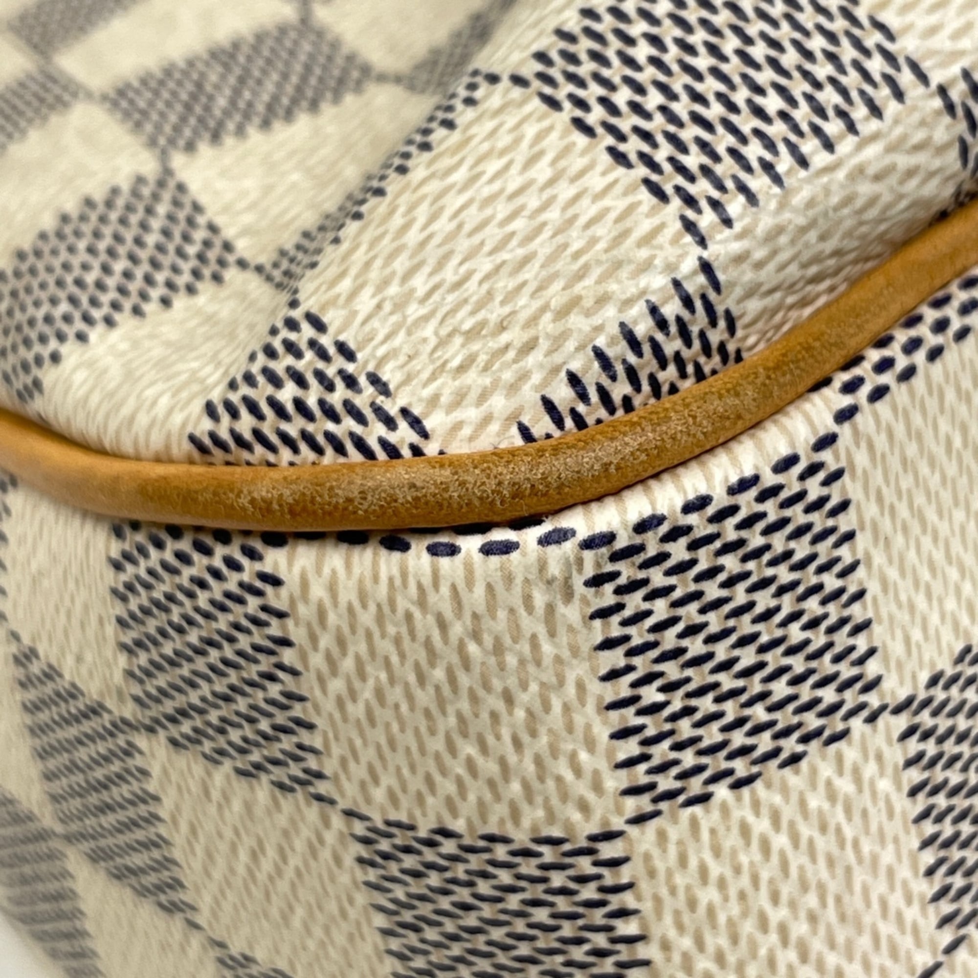 Louis Vuitton White Damier Azur Shoulder Bag (Pre-Owned)