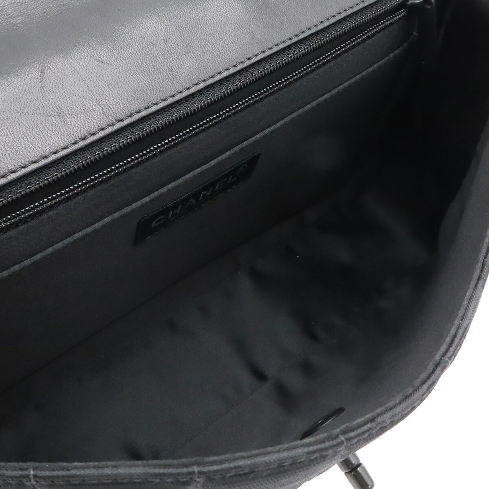 Chanel New Travel Line Black Nylon Leather Shoulder Bag (Pre-Owned)