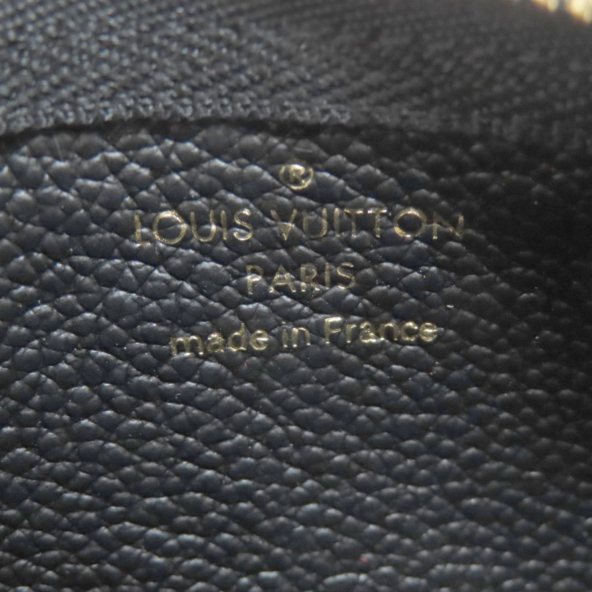 Louis Vuitton Black Pochette (Pre-Owned)