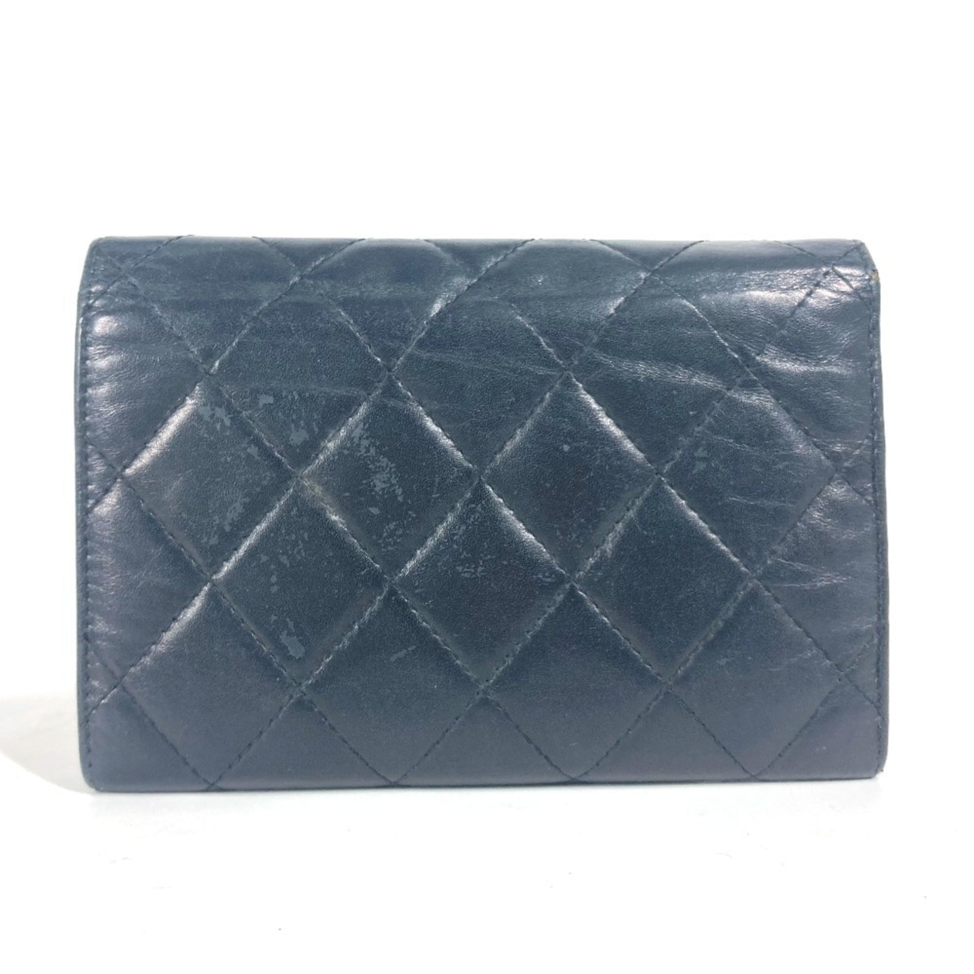 Chanel Black White Leather Bill Wallet (Bi-Fold) (Pre-Owned)