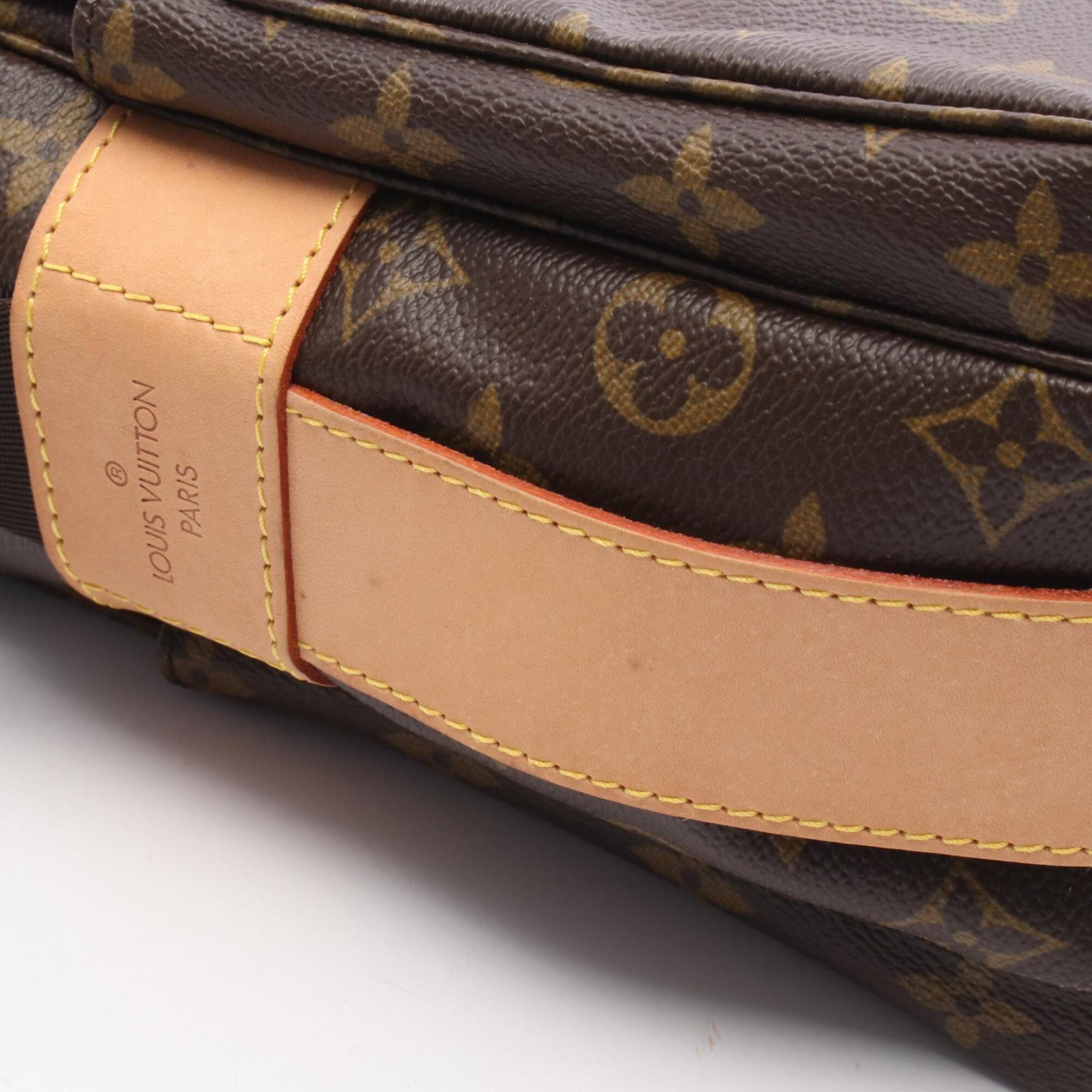 Louis Vuitton Brown Pvc Leather Handbag Shoulder Bag (Pre-Owned)