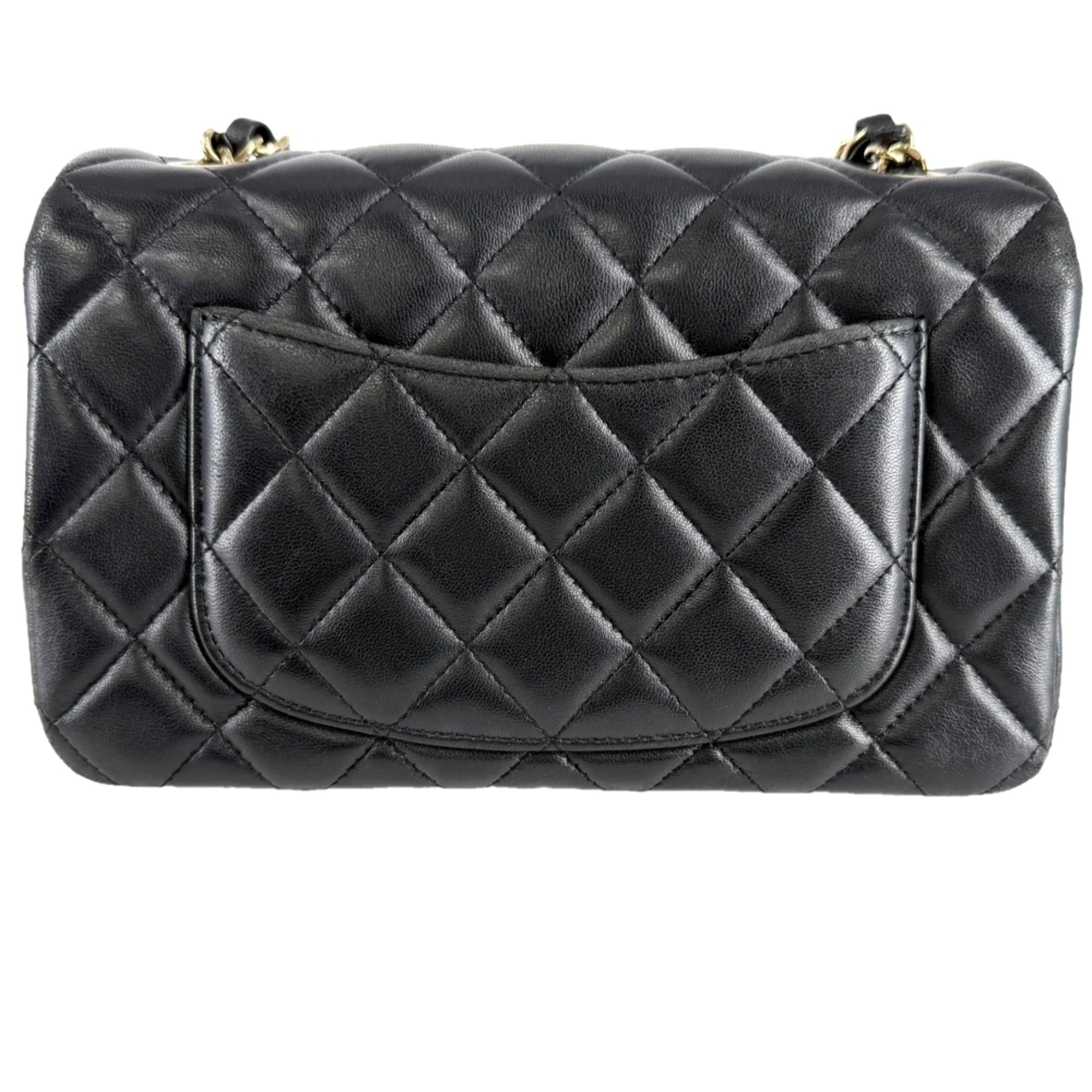 Chanel Black Leather Shoulder Bag (Pre-Owned)
