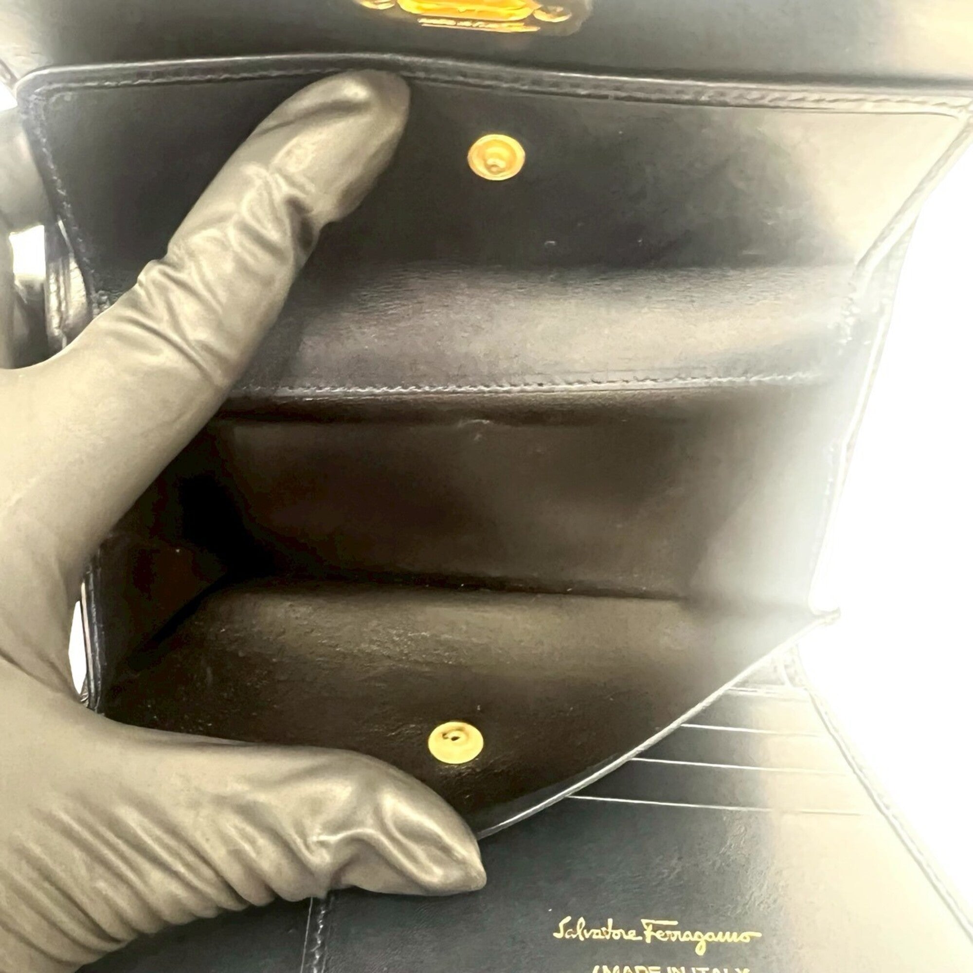 Salvatore Ferragamo Navy Leather Wallet (Tri-Fold) (Pre-Owned)