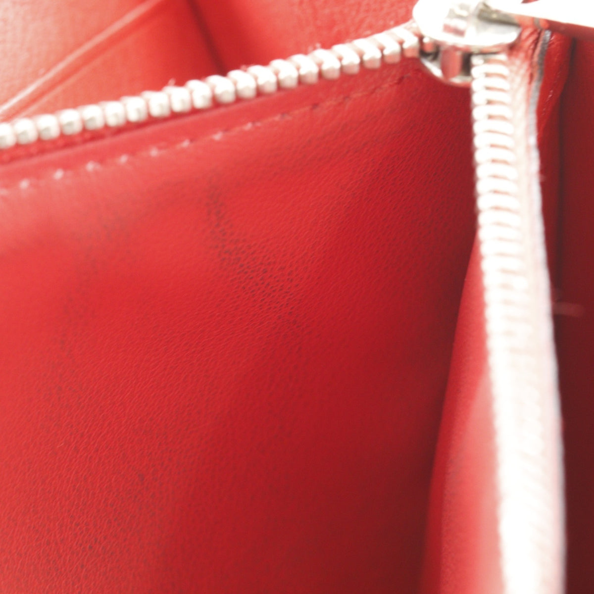 Louis Vuitton Red Color Monogram Mahina Leather Long Wallet (Bi-Fold) (Pre-Owned)