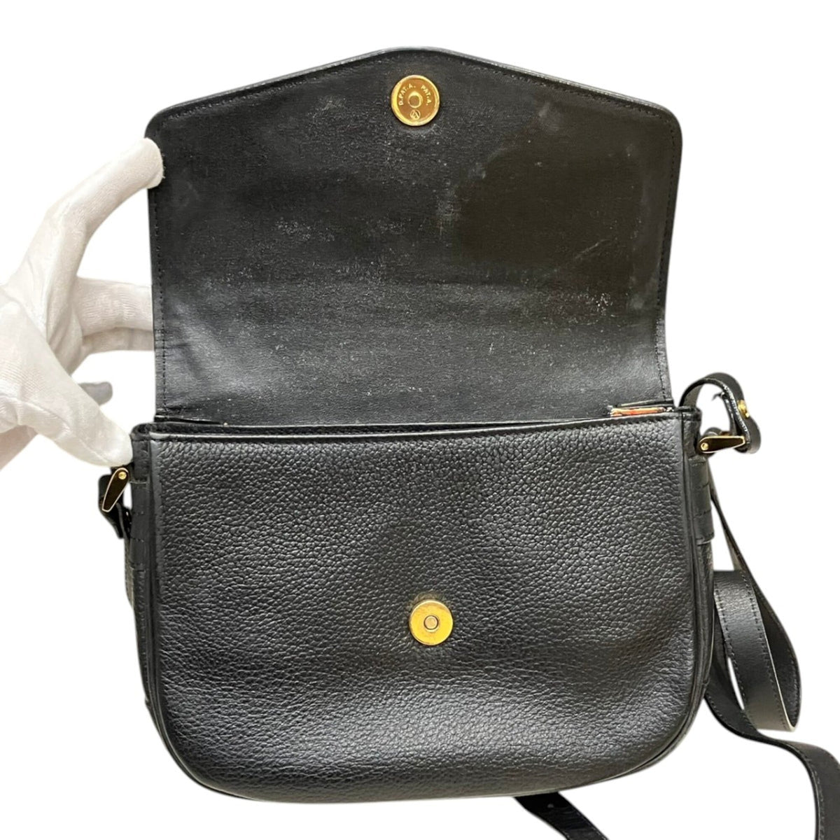 Burberry Black Leather Pouch Shoulder Bag (Pre-Owned)
